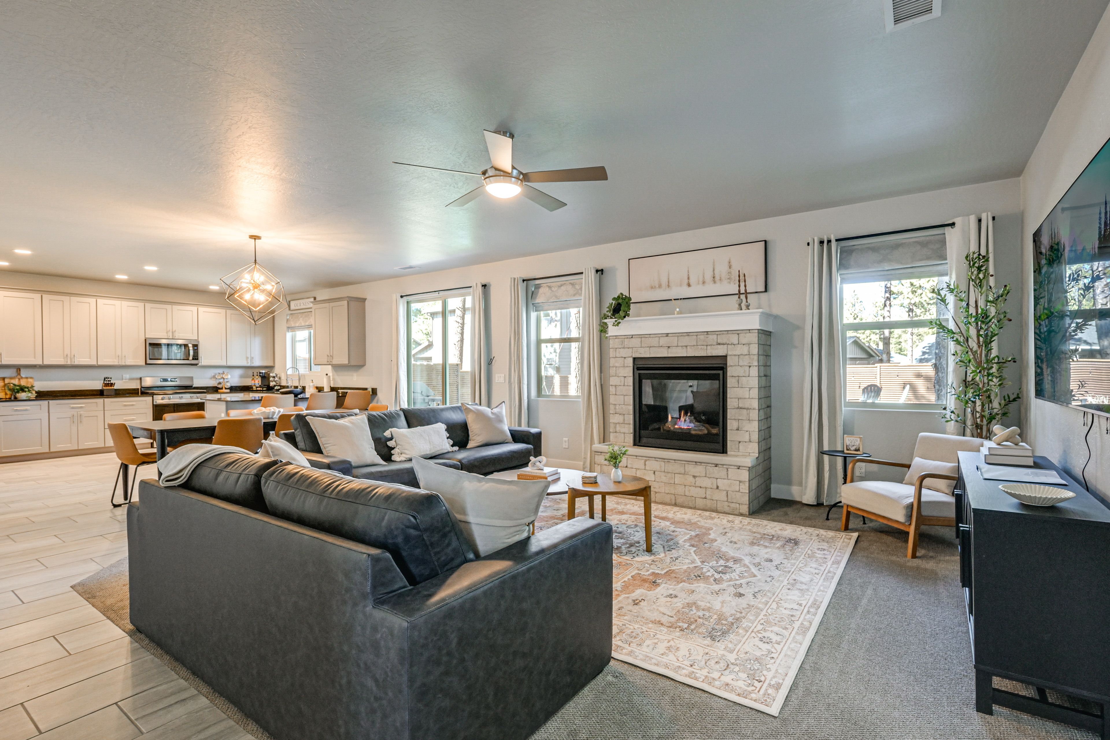 Flagstaff Vacation Rental | 4BR | 3BA | 2,443 Sq Ft | 1 Step to Enter