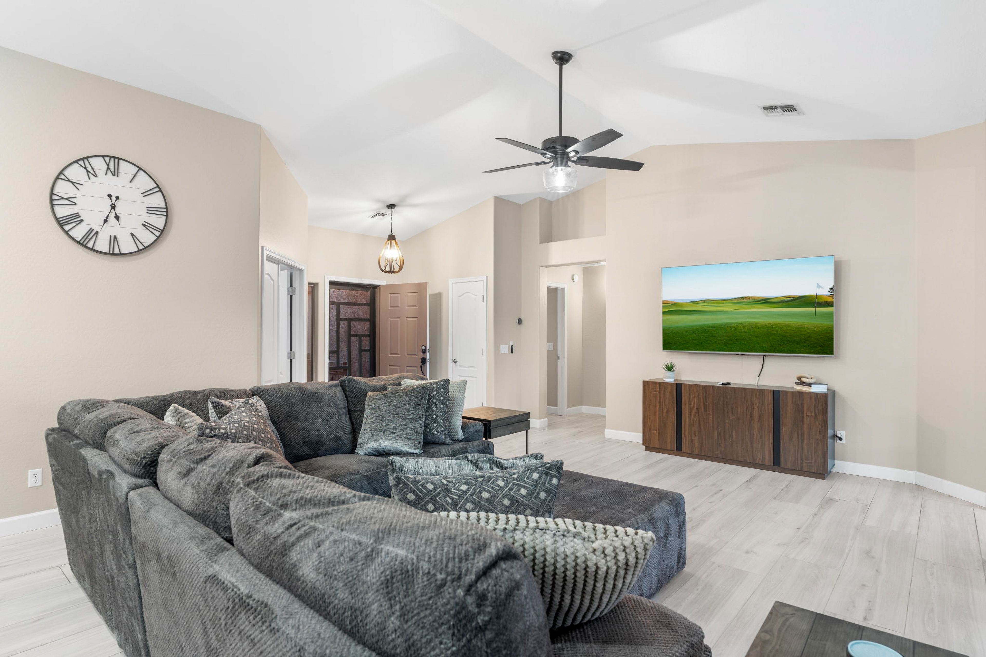 Living Room | Full Sleeper Sofa