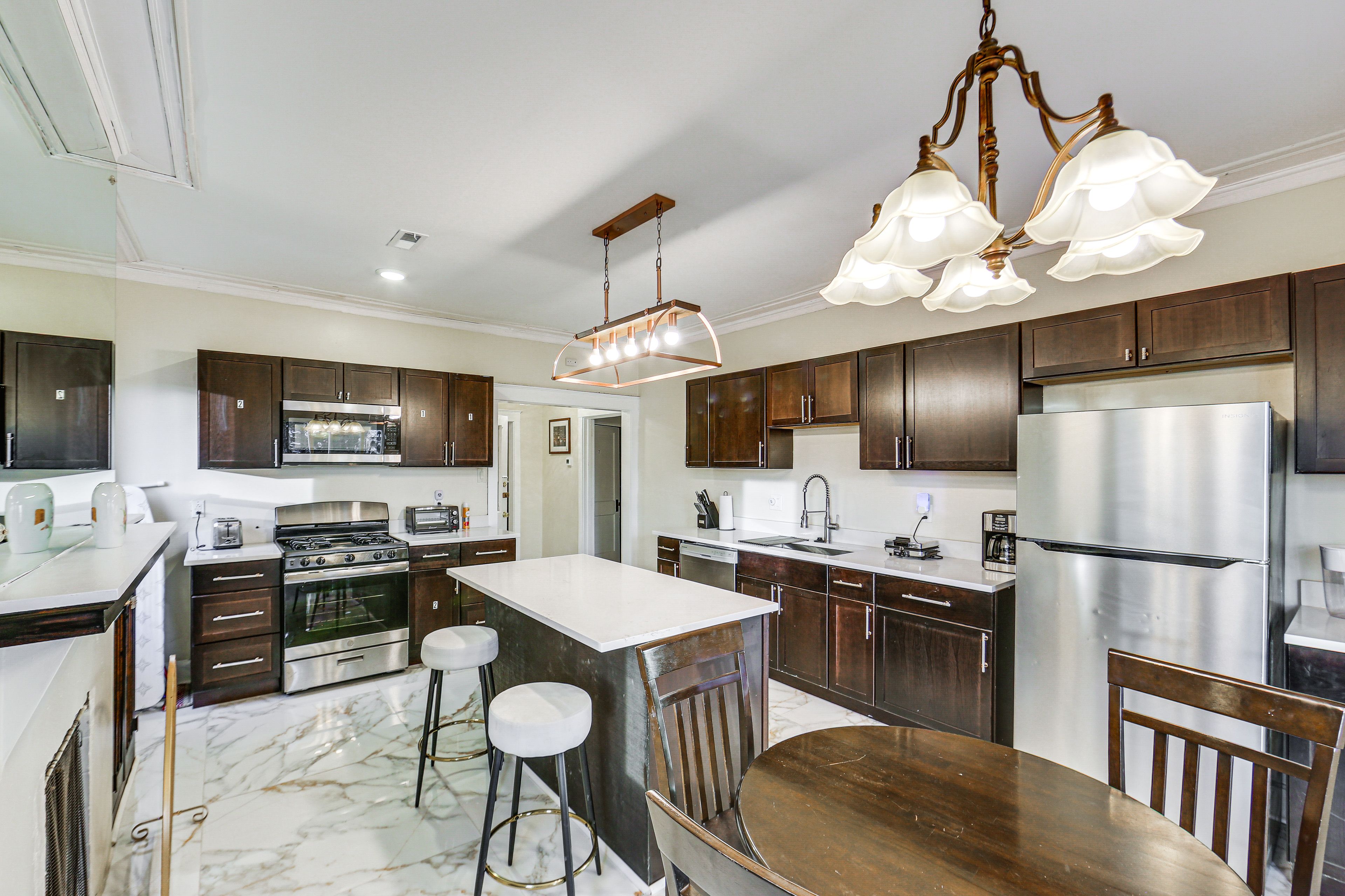 Property Interior | Single-Story Apartment | Free WiFi | Central A/C & Heating