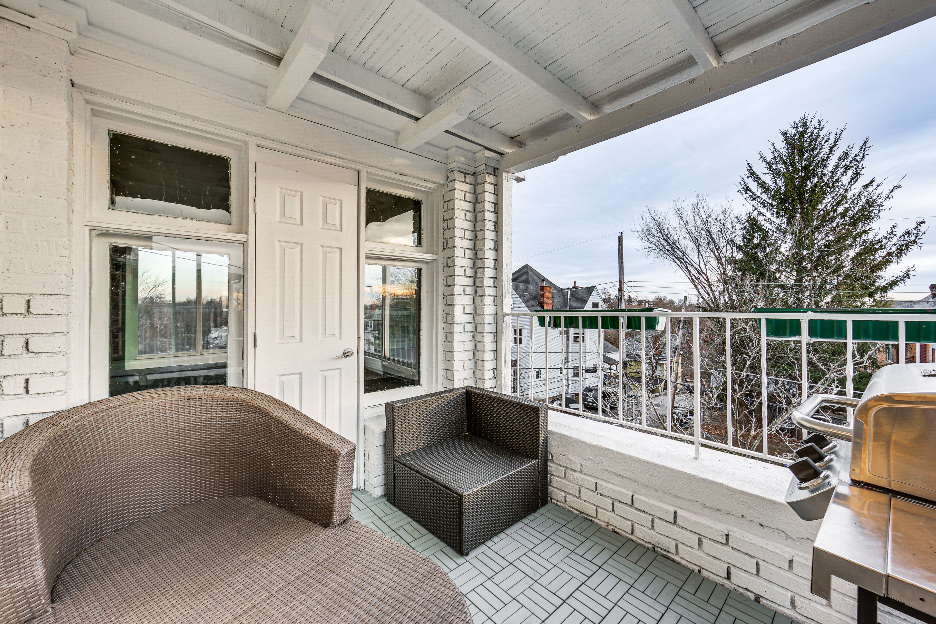 Furnished Balcony | Gas Grill