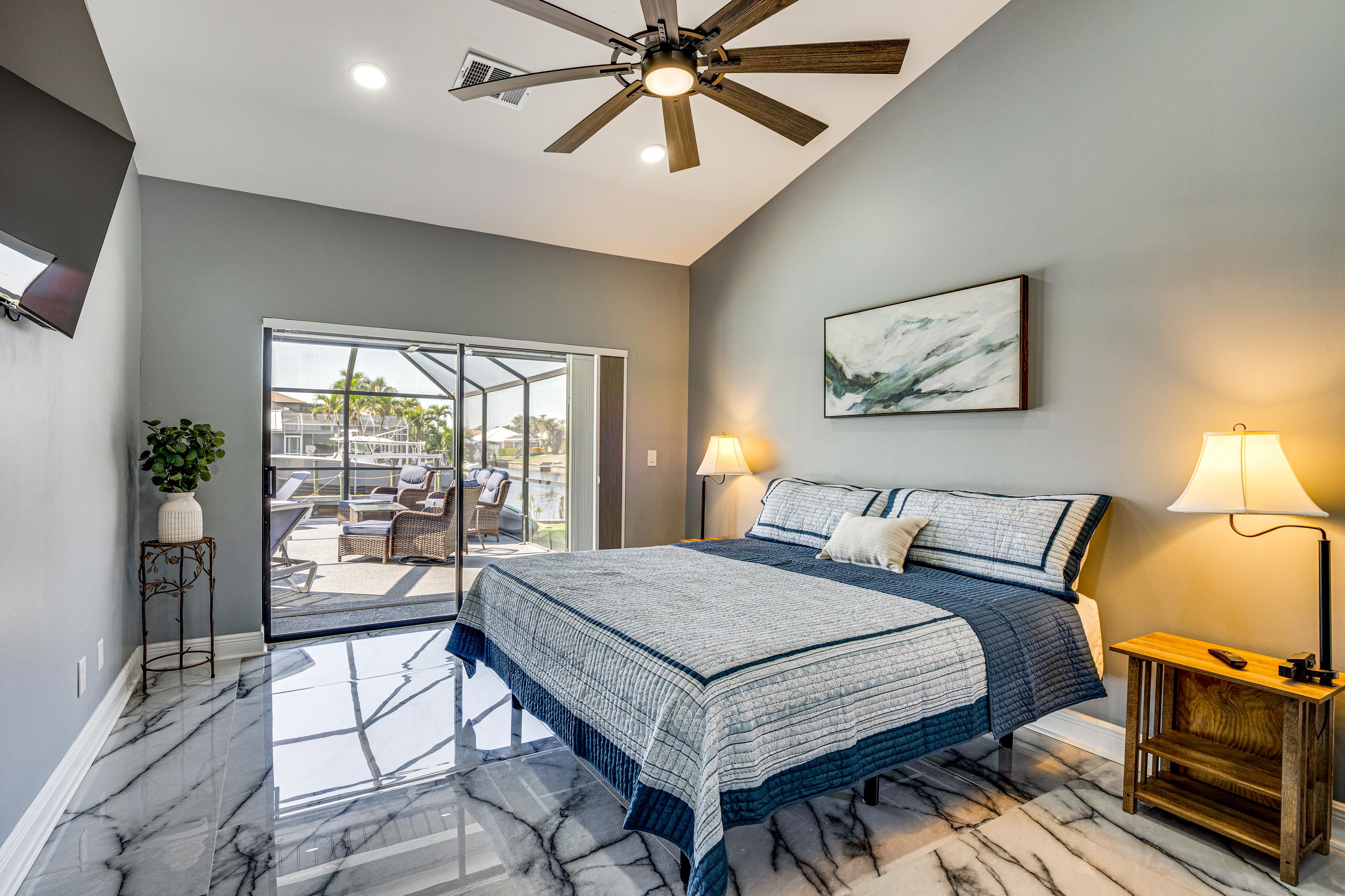 Bedroom 1 | King Bed | Full Futon