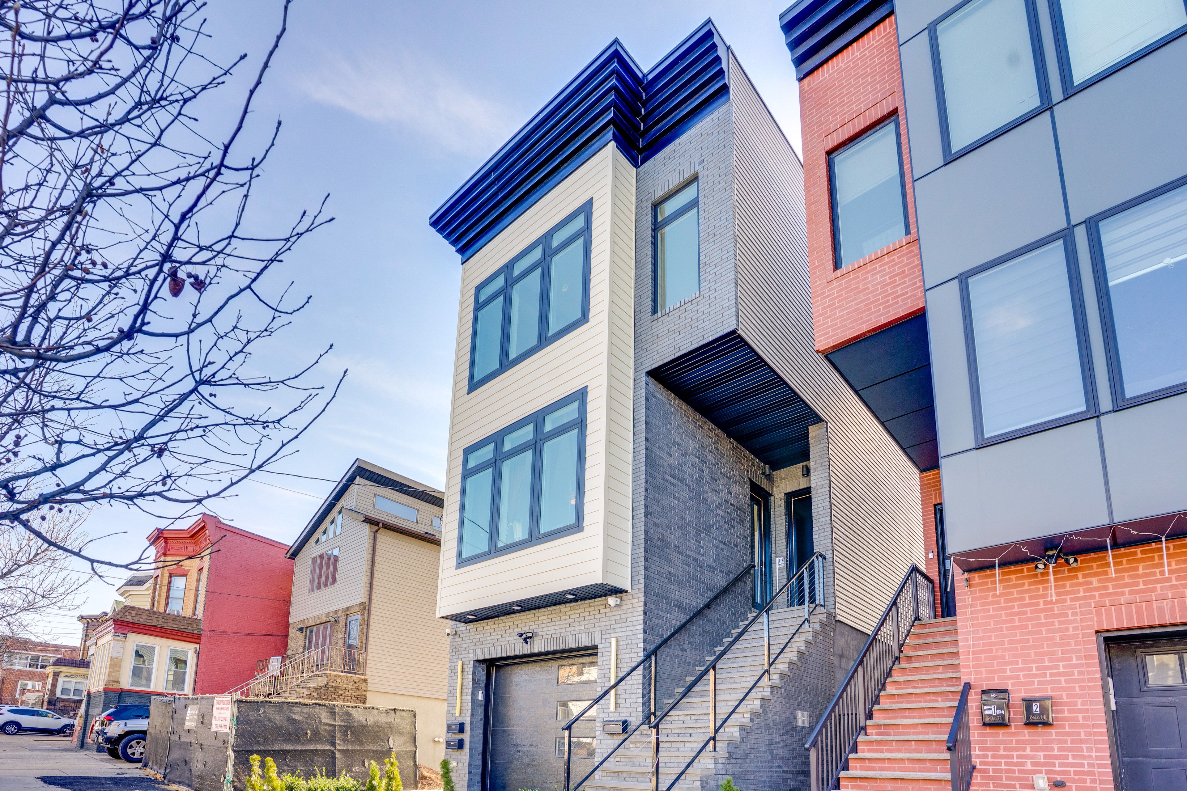 Exterior | Parking | Driveway (1 Vehicle)