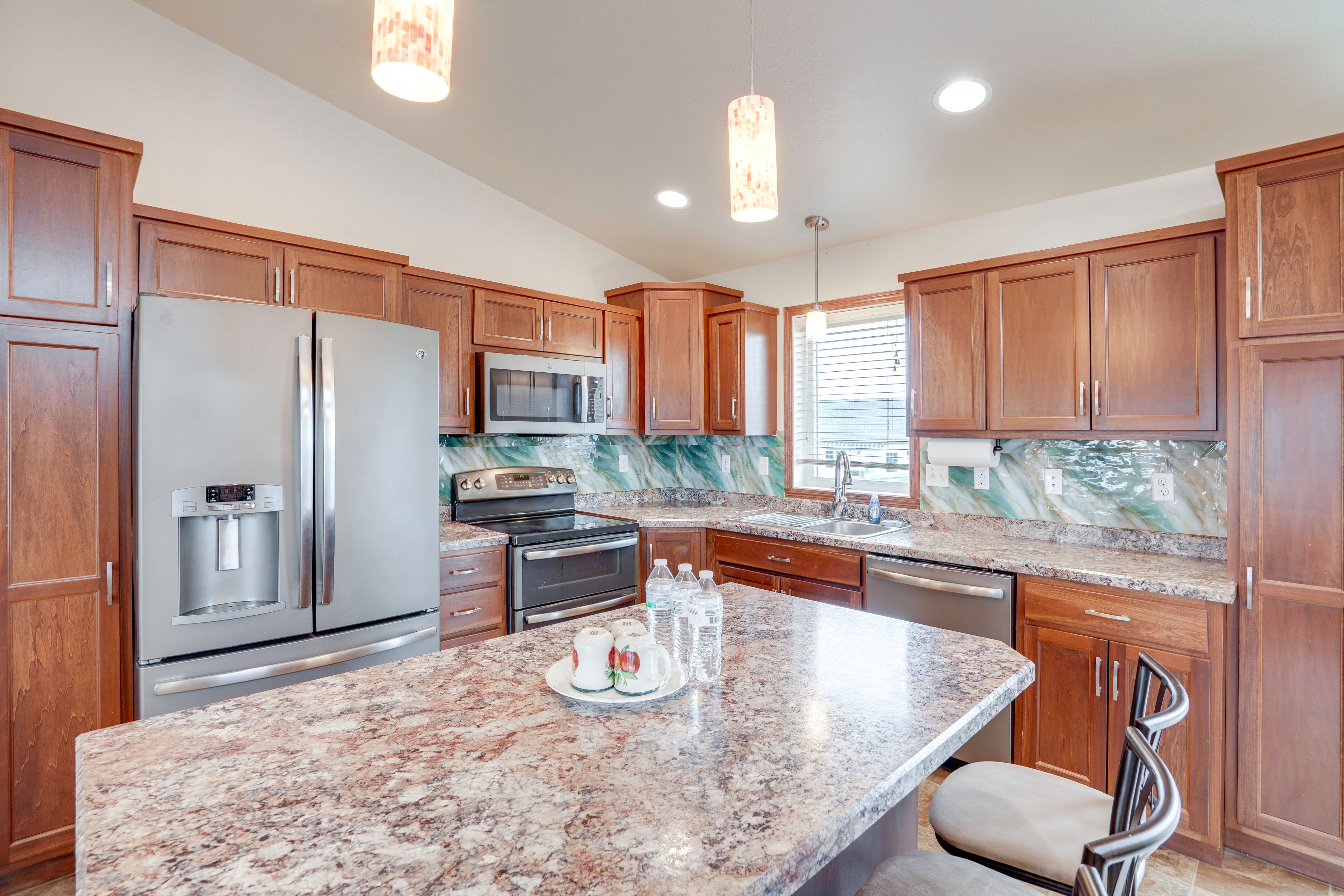 Kitchen | Upper Level