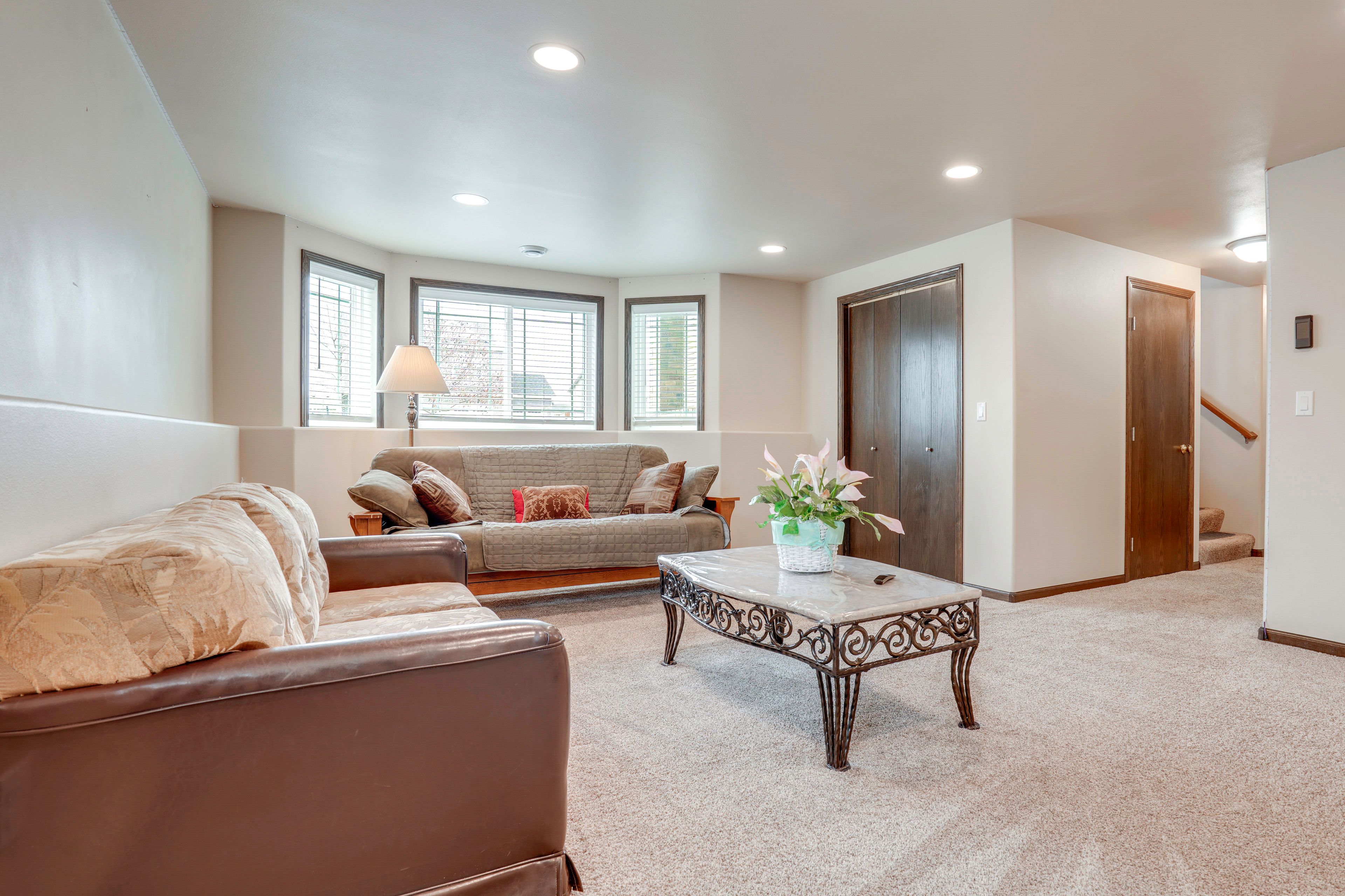 Family Room | Full Futon | Lower Level