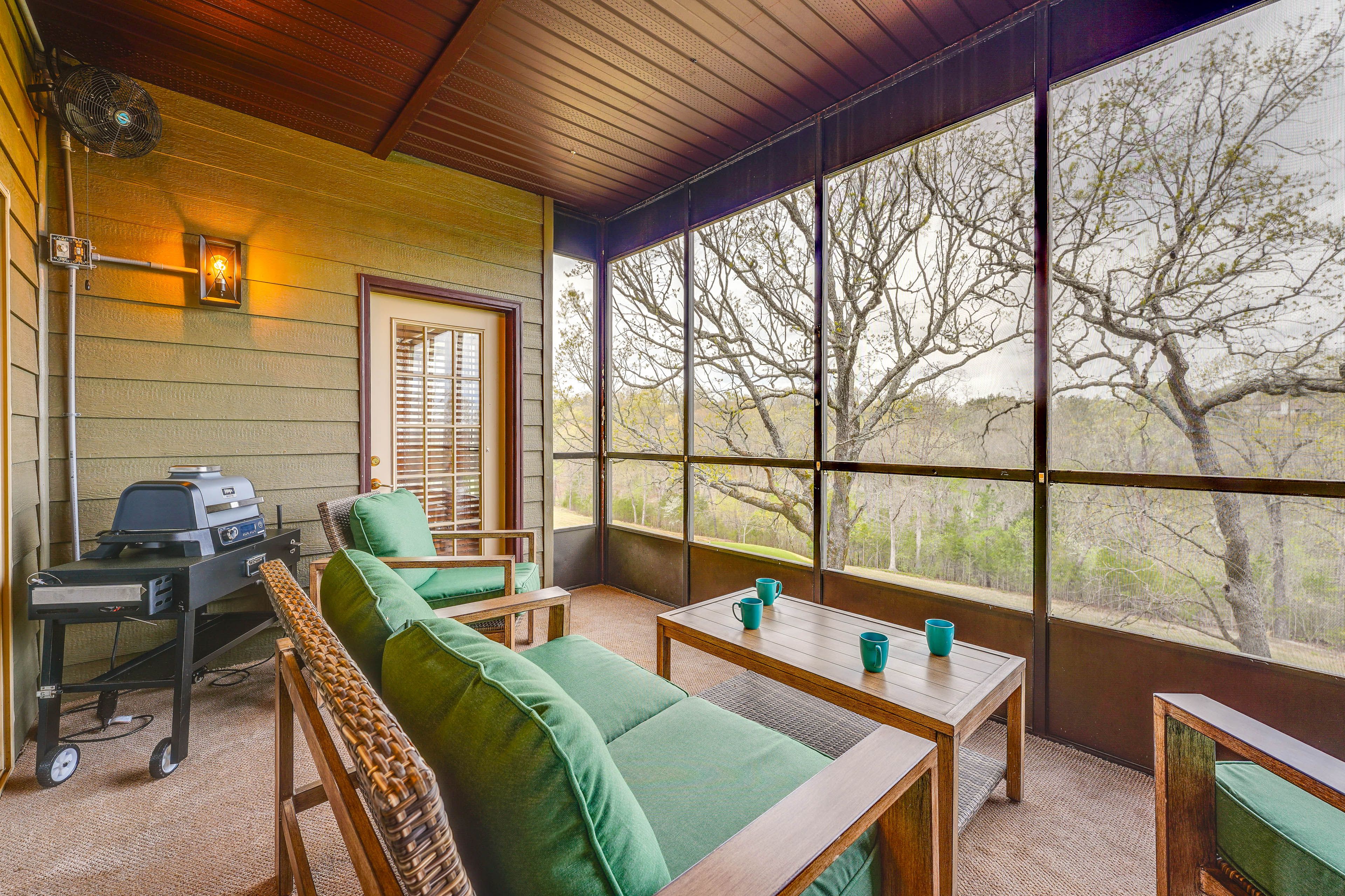 Branson West Vacation Rental | 2BR | 2BA | 1,400 Sq Ft | St