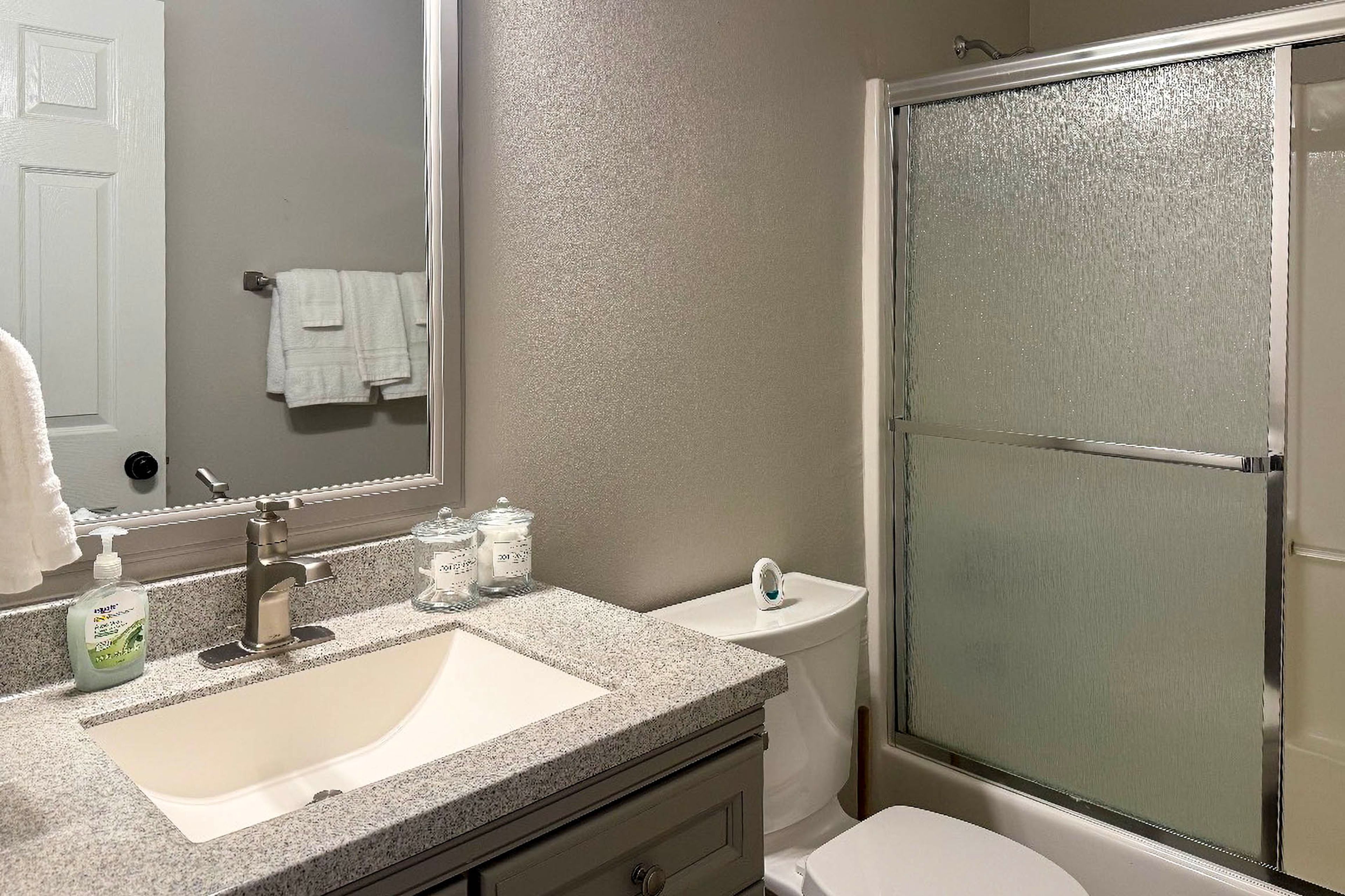 Full Bathroom