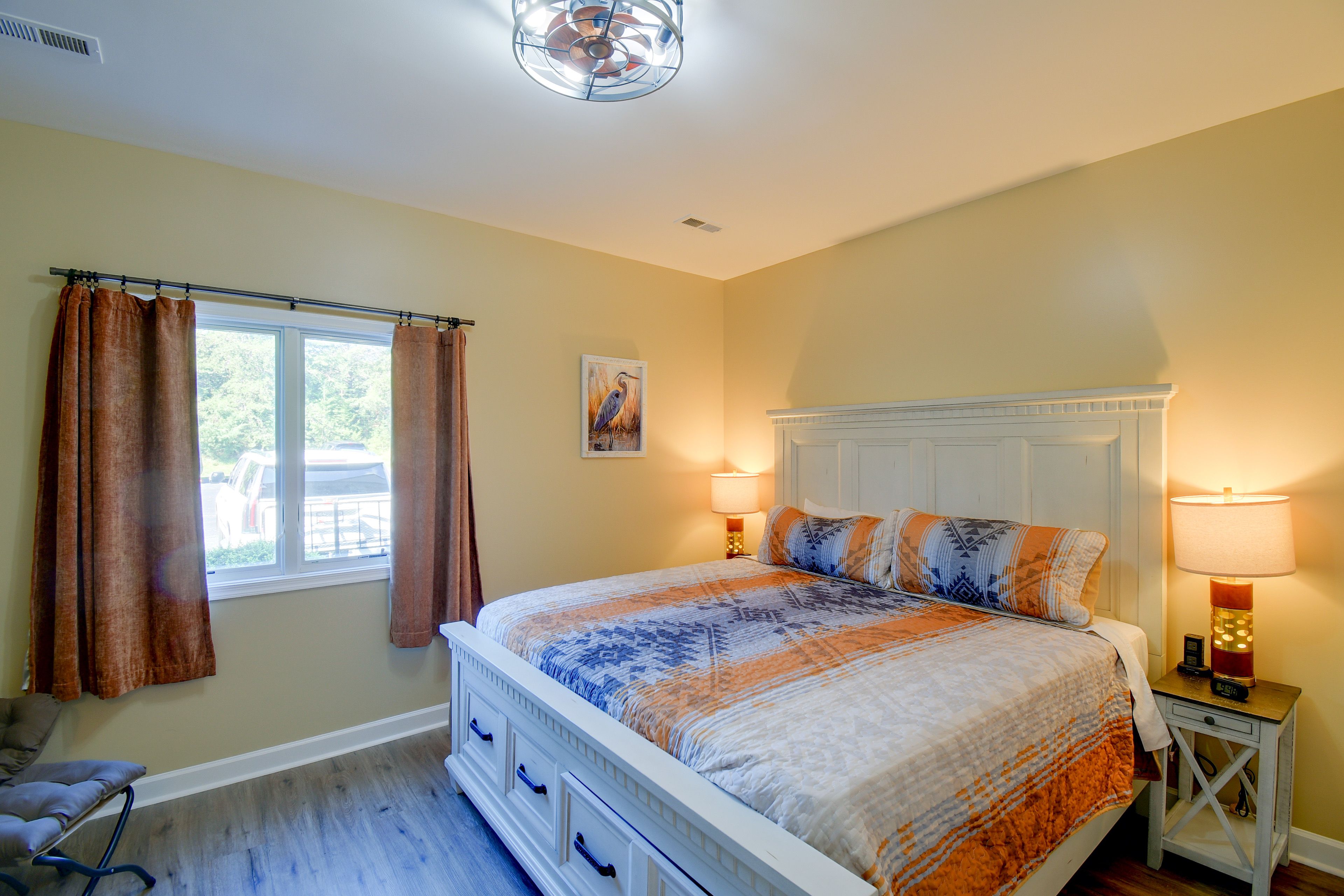 Bedroom 2 | King Bed