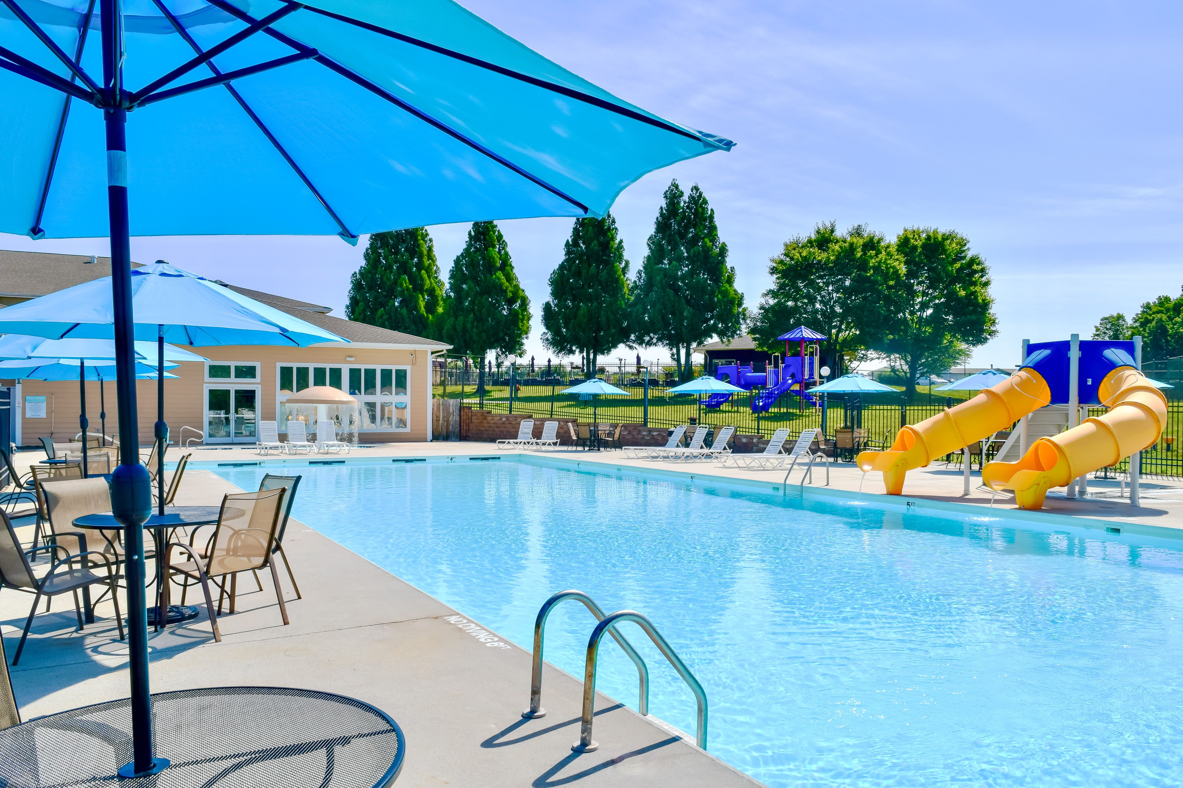 Mariners Village Amenities | Pool
