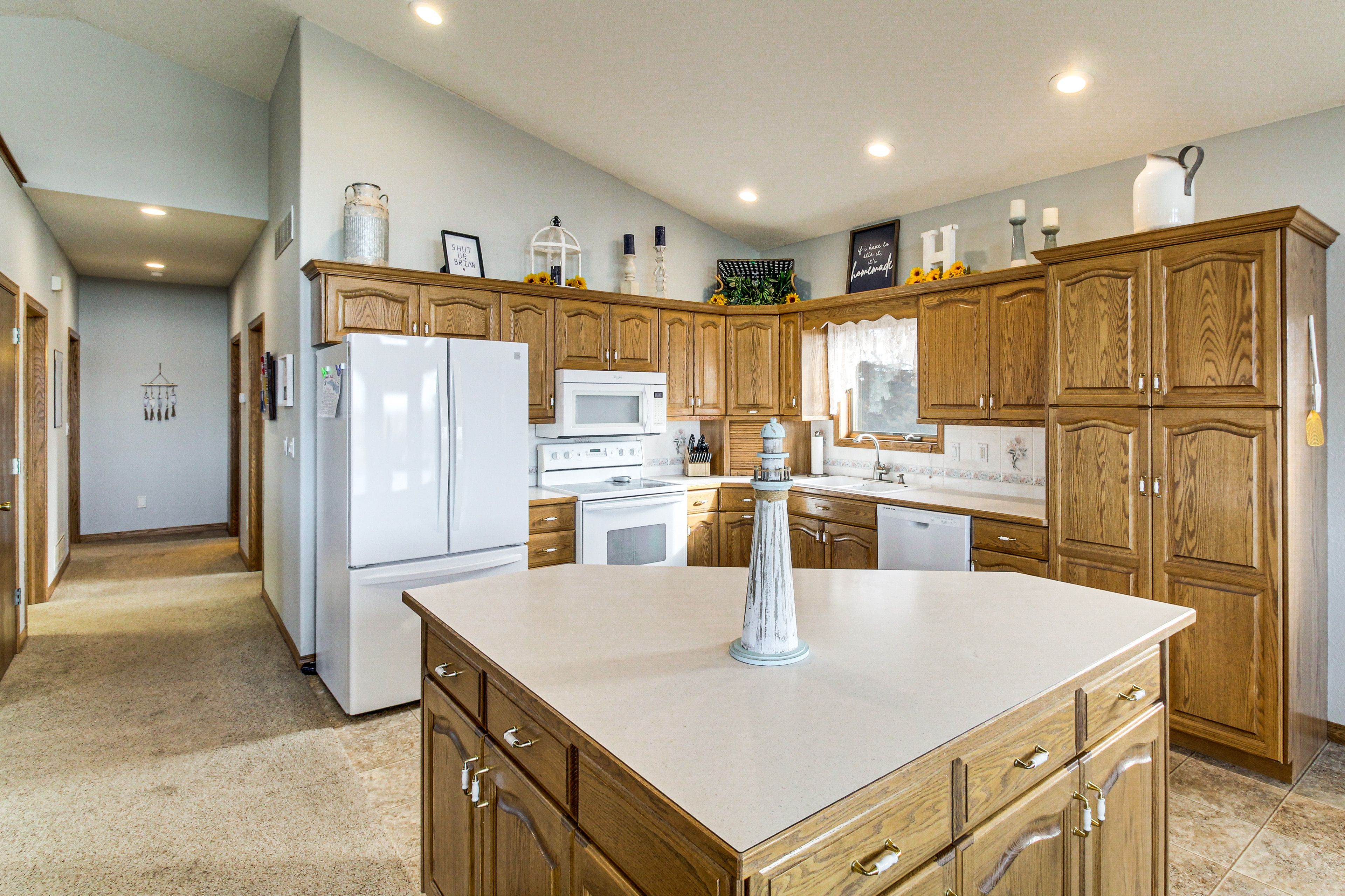 Kitchen | Main Floor