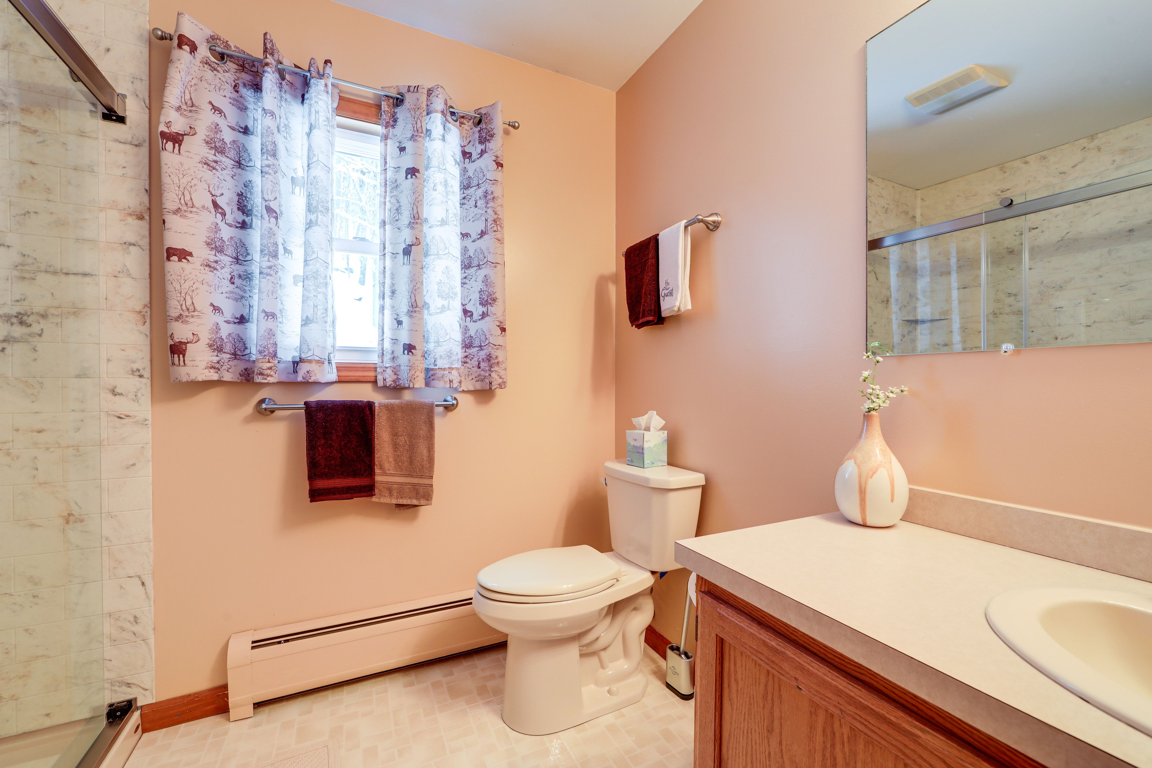 Full Bathroom | Main Level