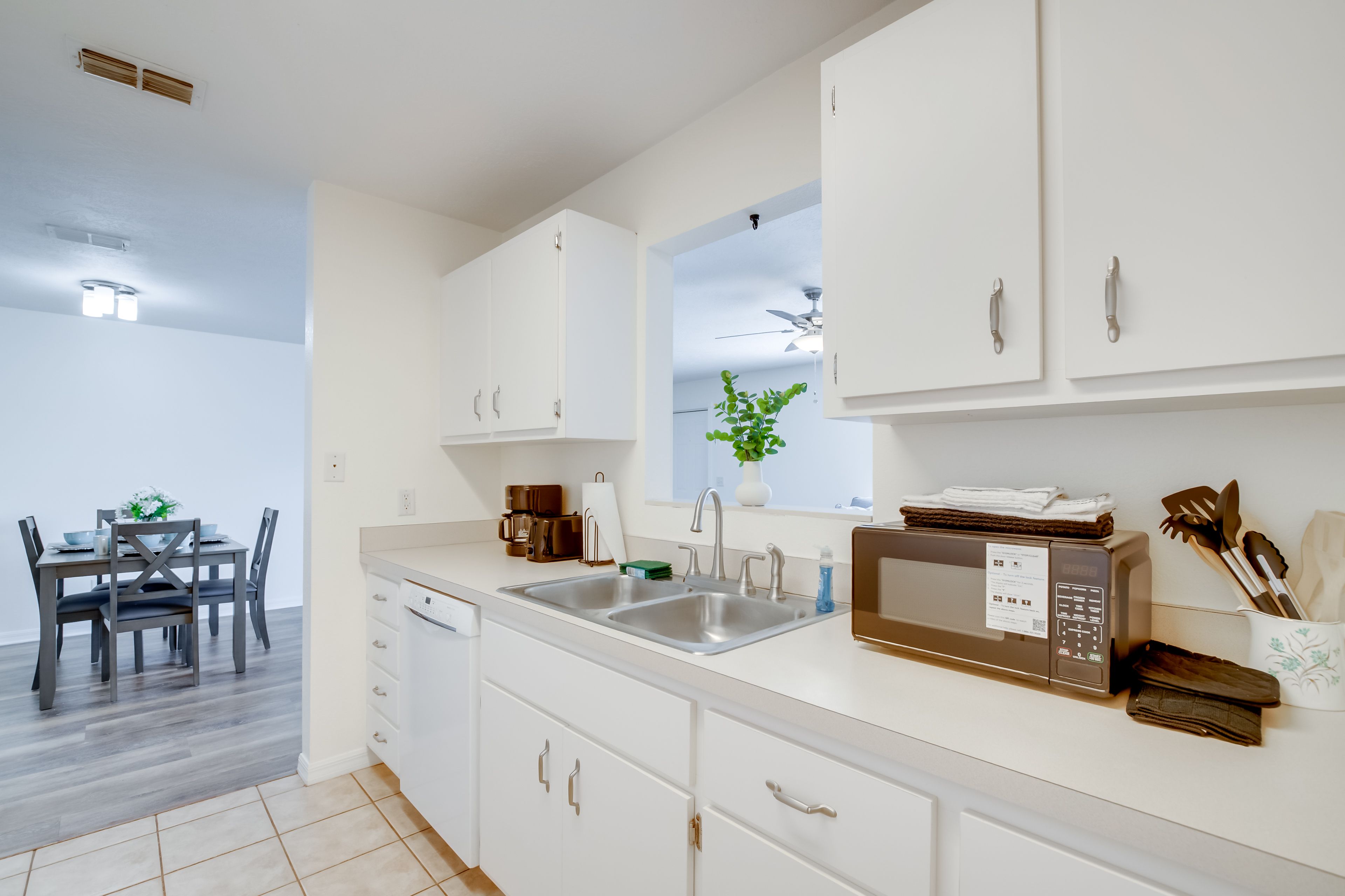 Kitchen | Drip Coffee Maker