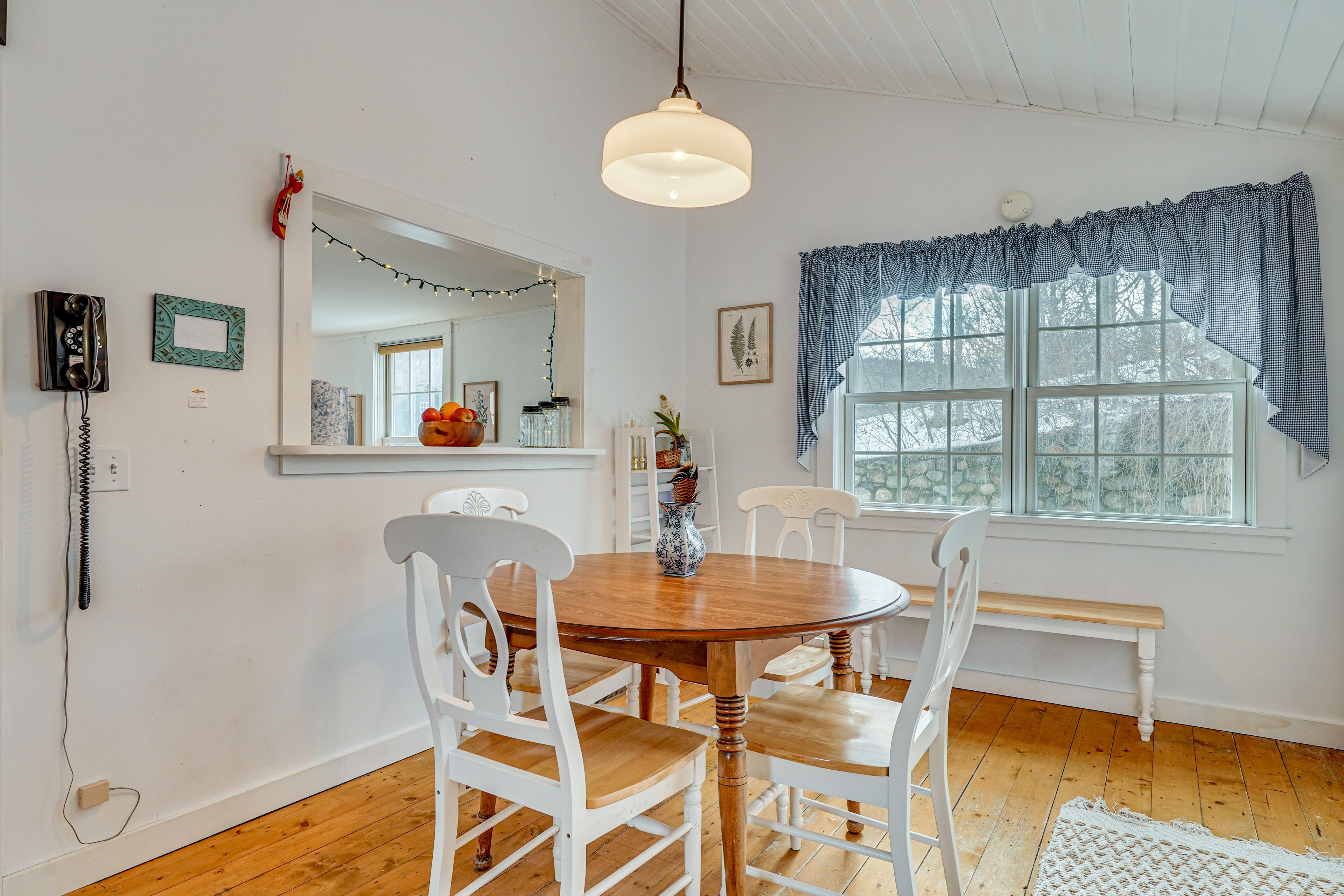 Dining Area | Dishware & Flatware Provided | 1st Floor