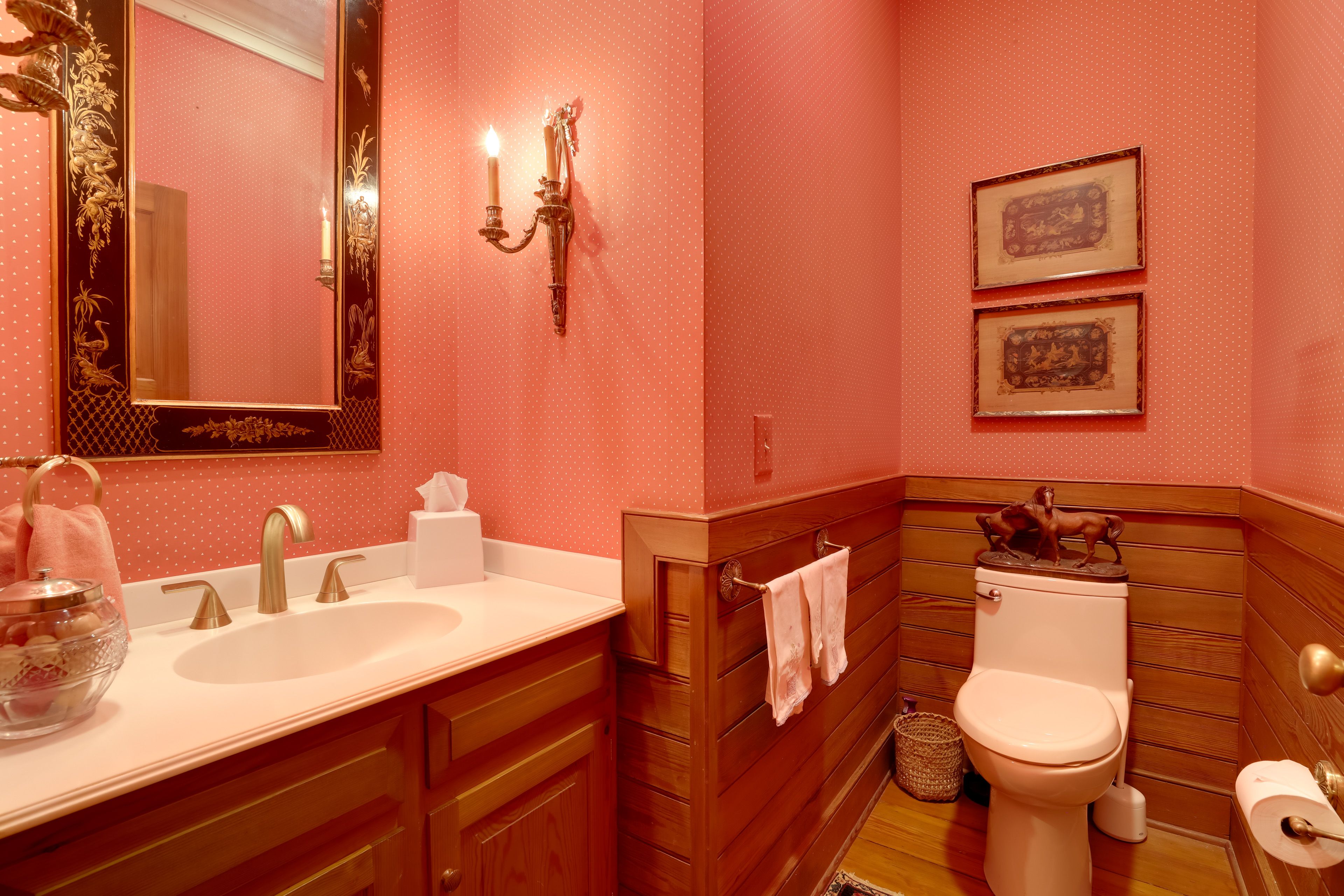 Half Bathroom | 1st Floor