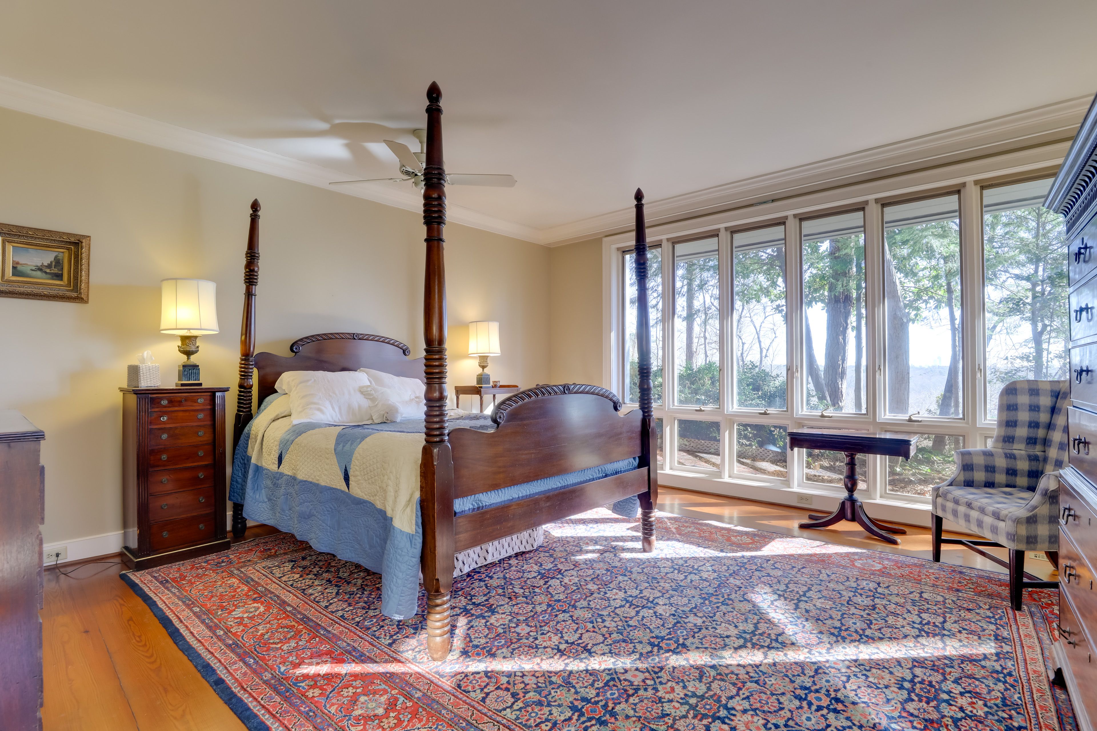 Bedroom 1 | Queen Bed | En-Suite Bathroom | 1st Floor