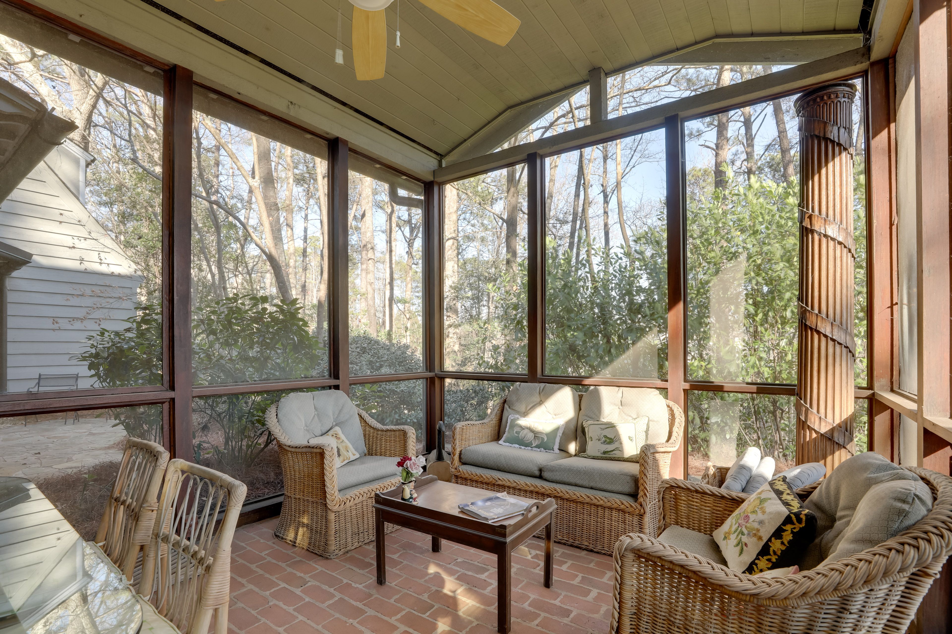 Screened-In Porch