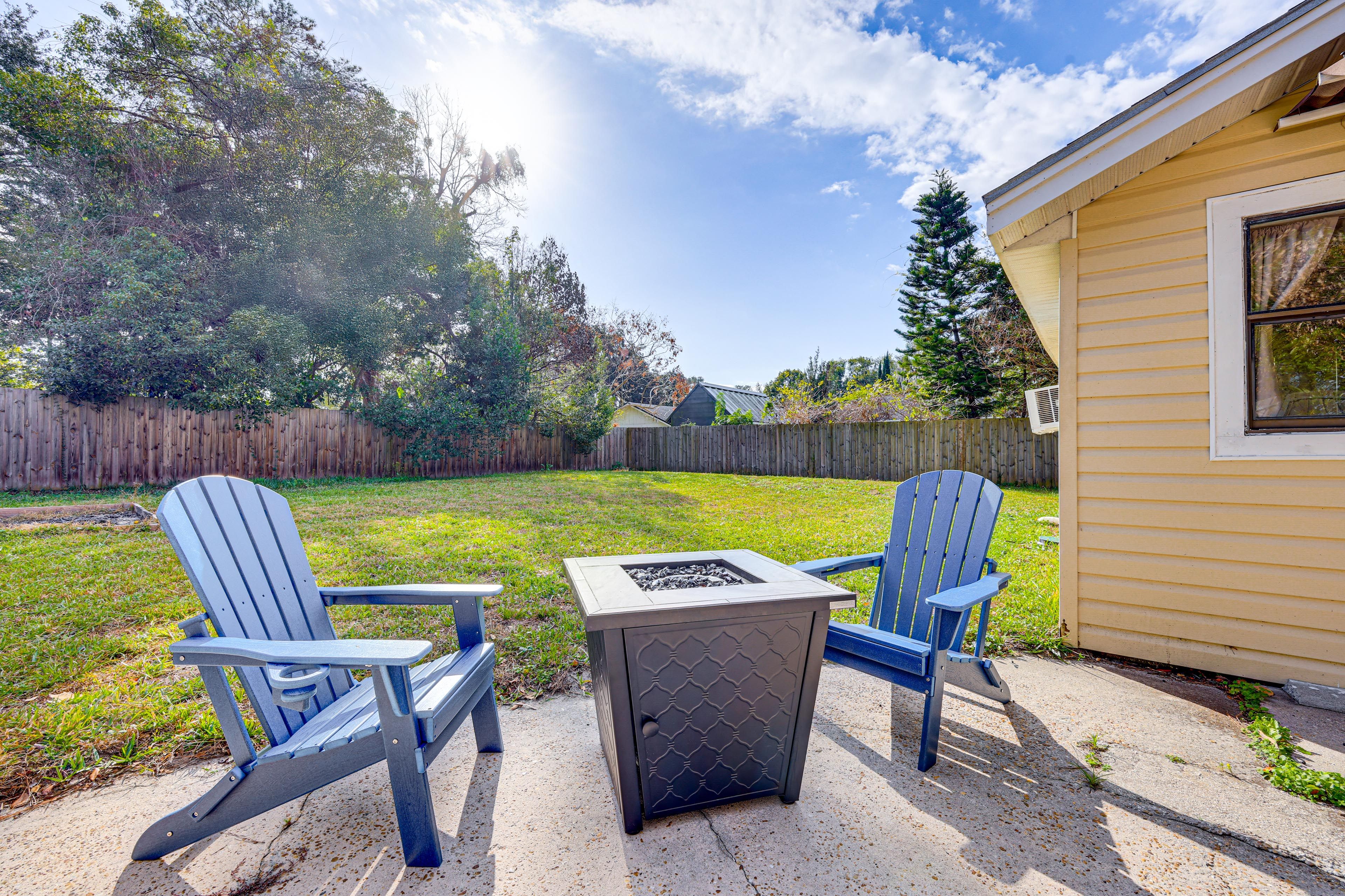 Shared Outdoor Space | Single-Story Studio | Fire Pit