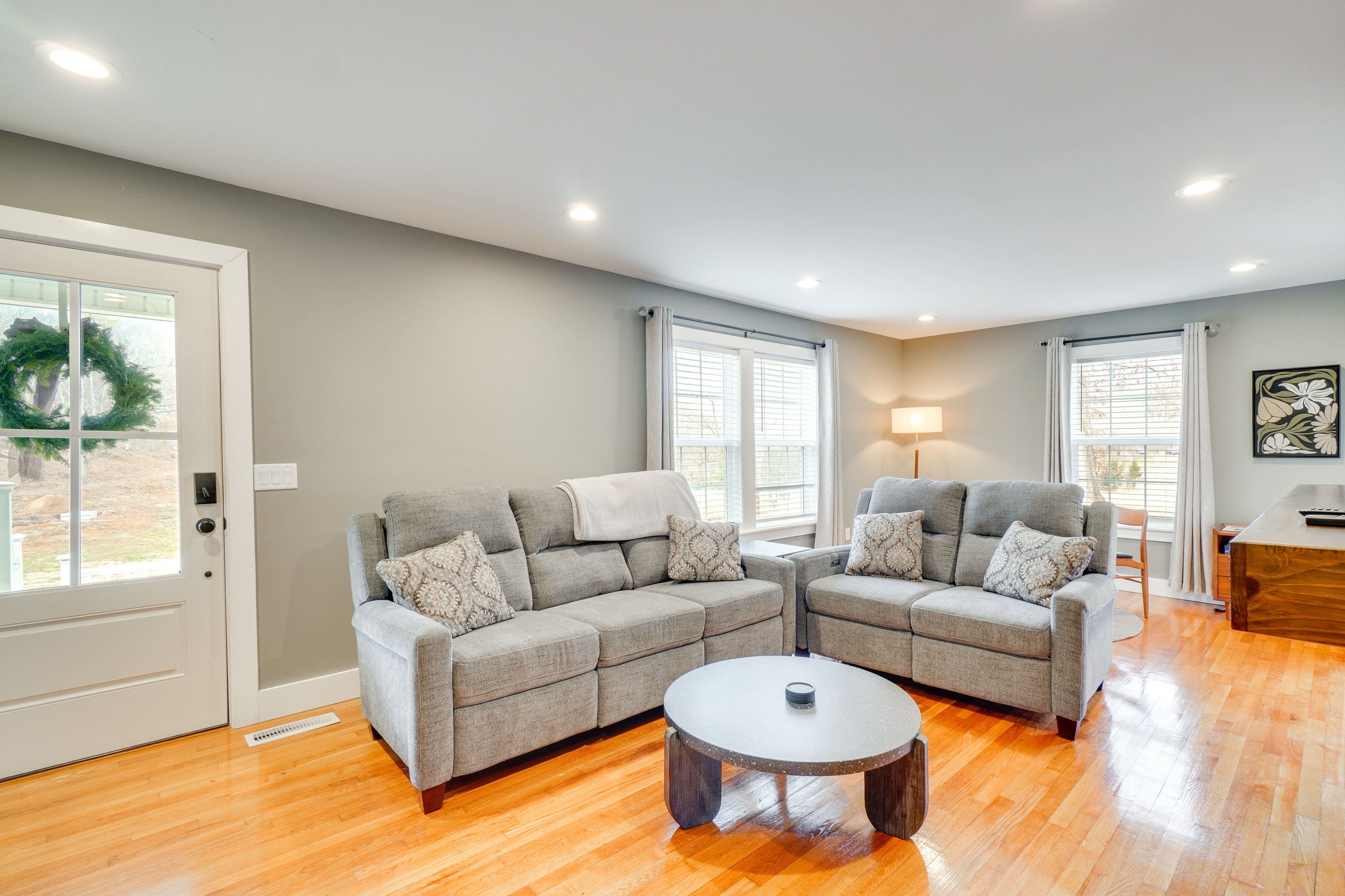 Living Area | Smart TV | Electric Fireplace | 2nd Floor