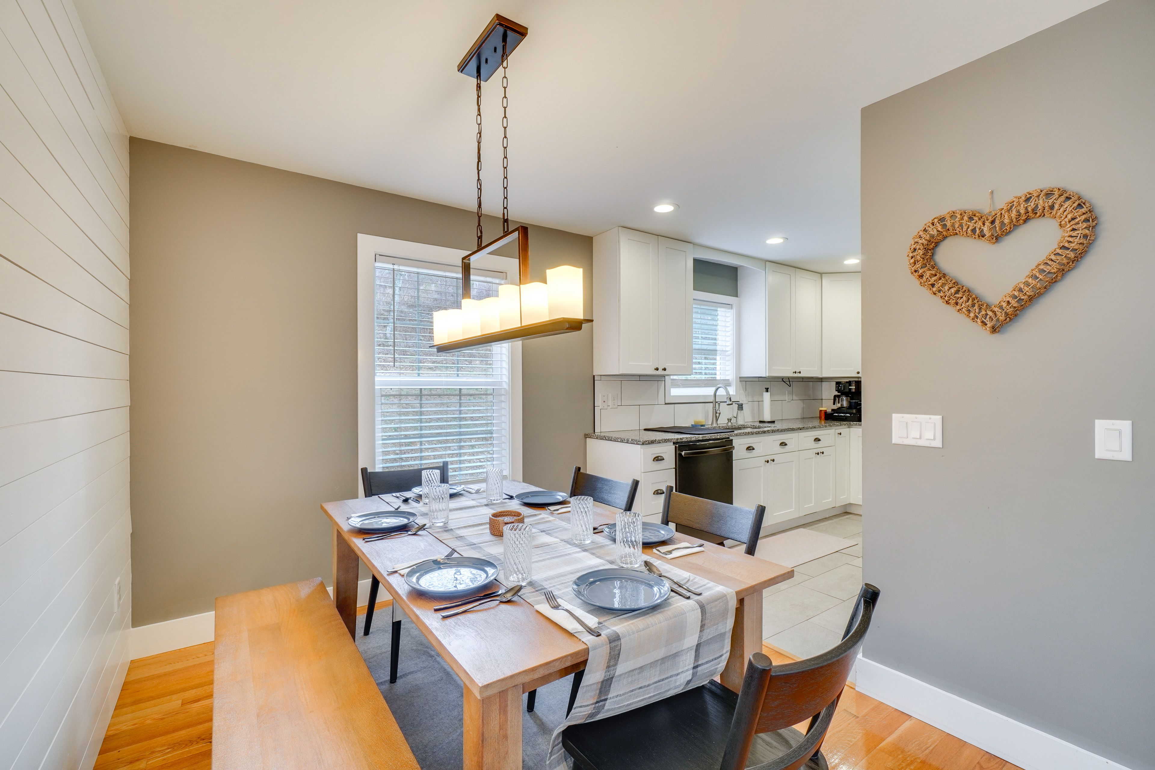 Dining Table | Kitchen