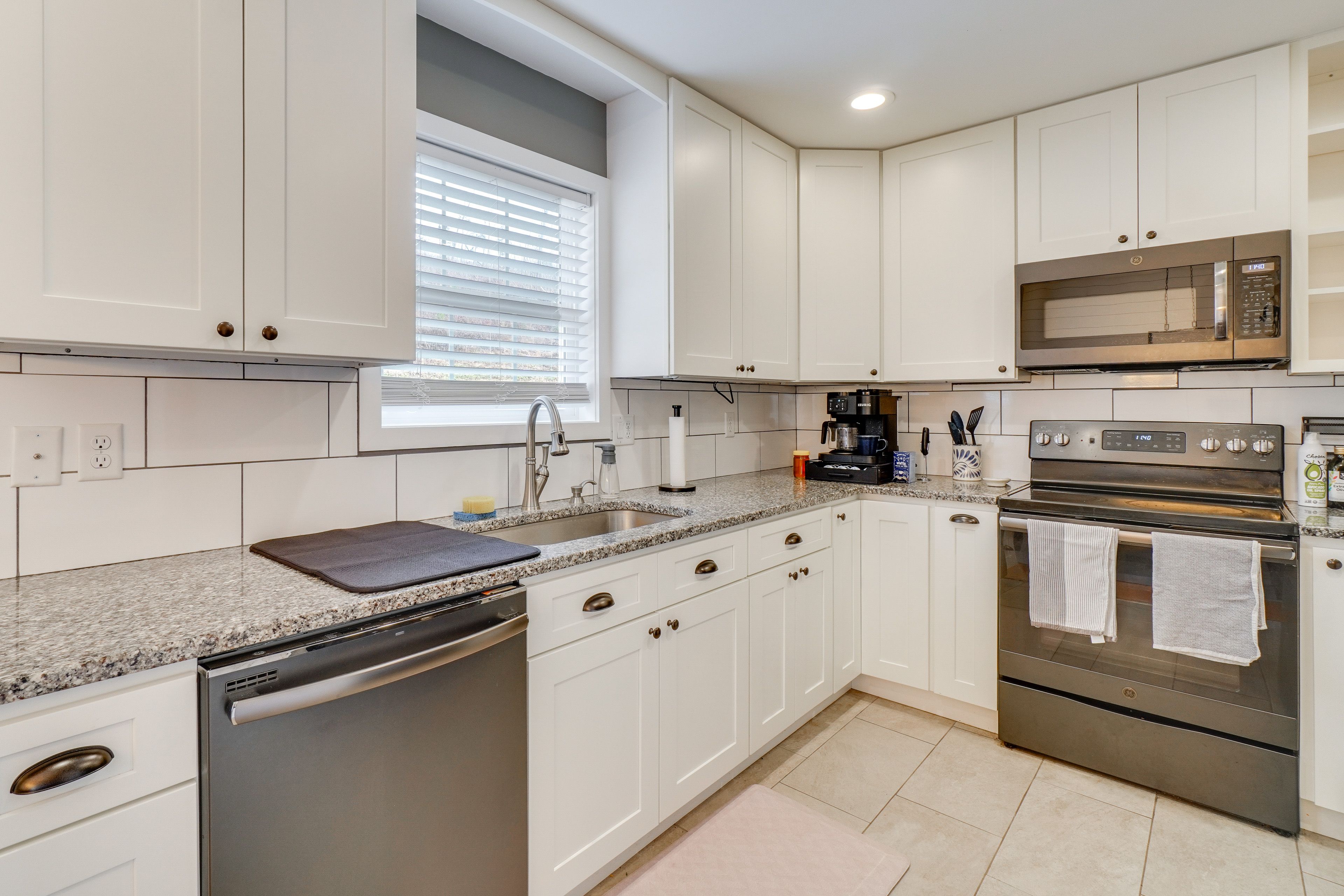 Kitchen | Cooking Basics | Complimentary Spices | 2nd Floor