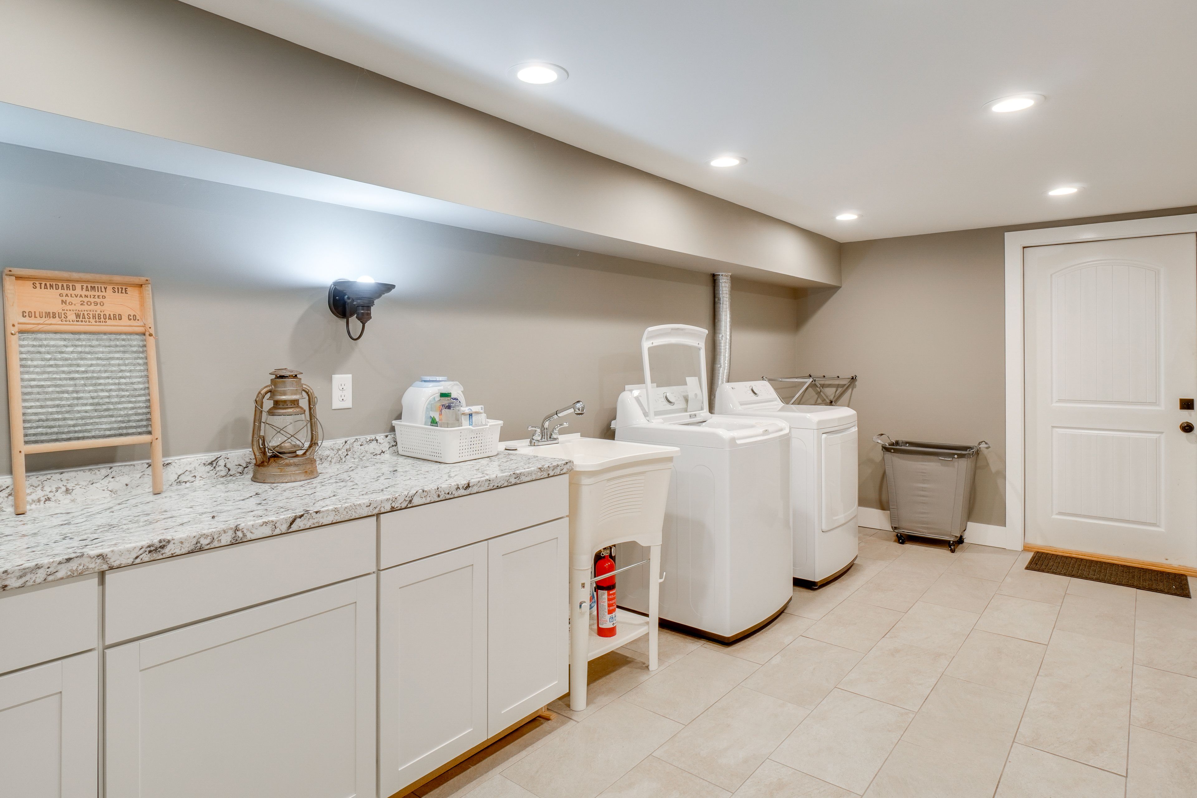 Laundry | 1st Floor