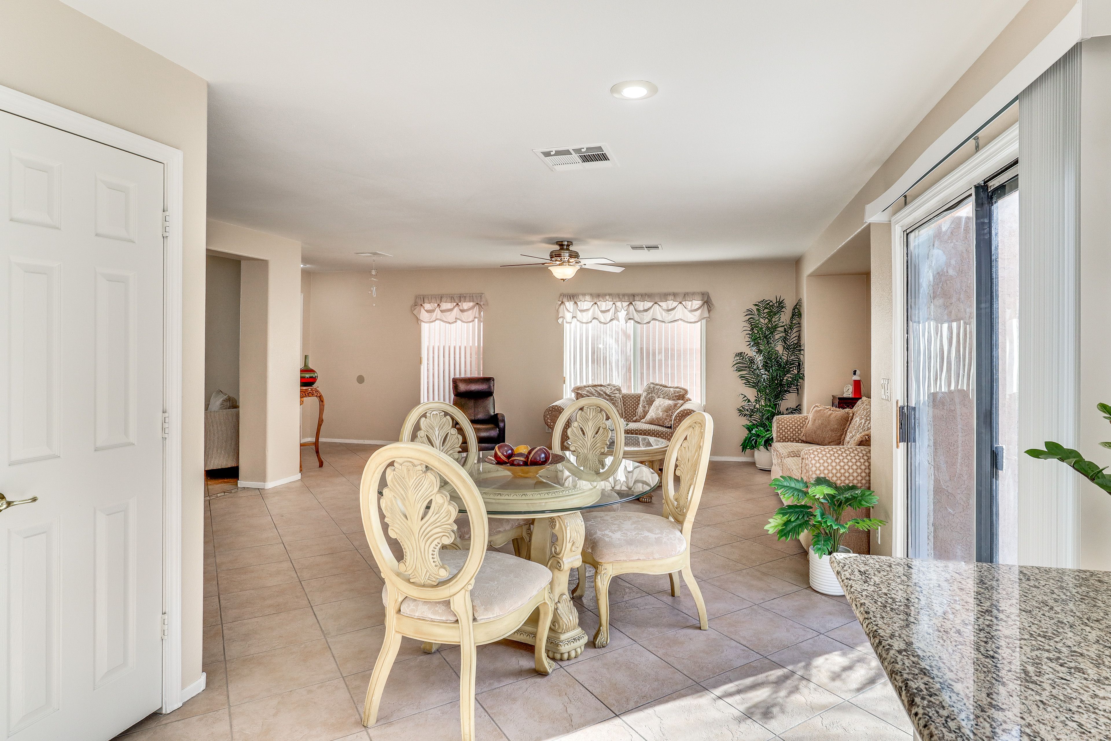 Dining Area | 1st Floor