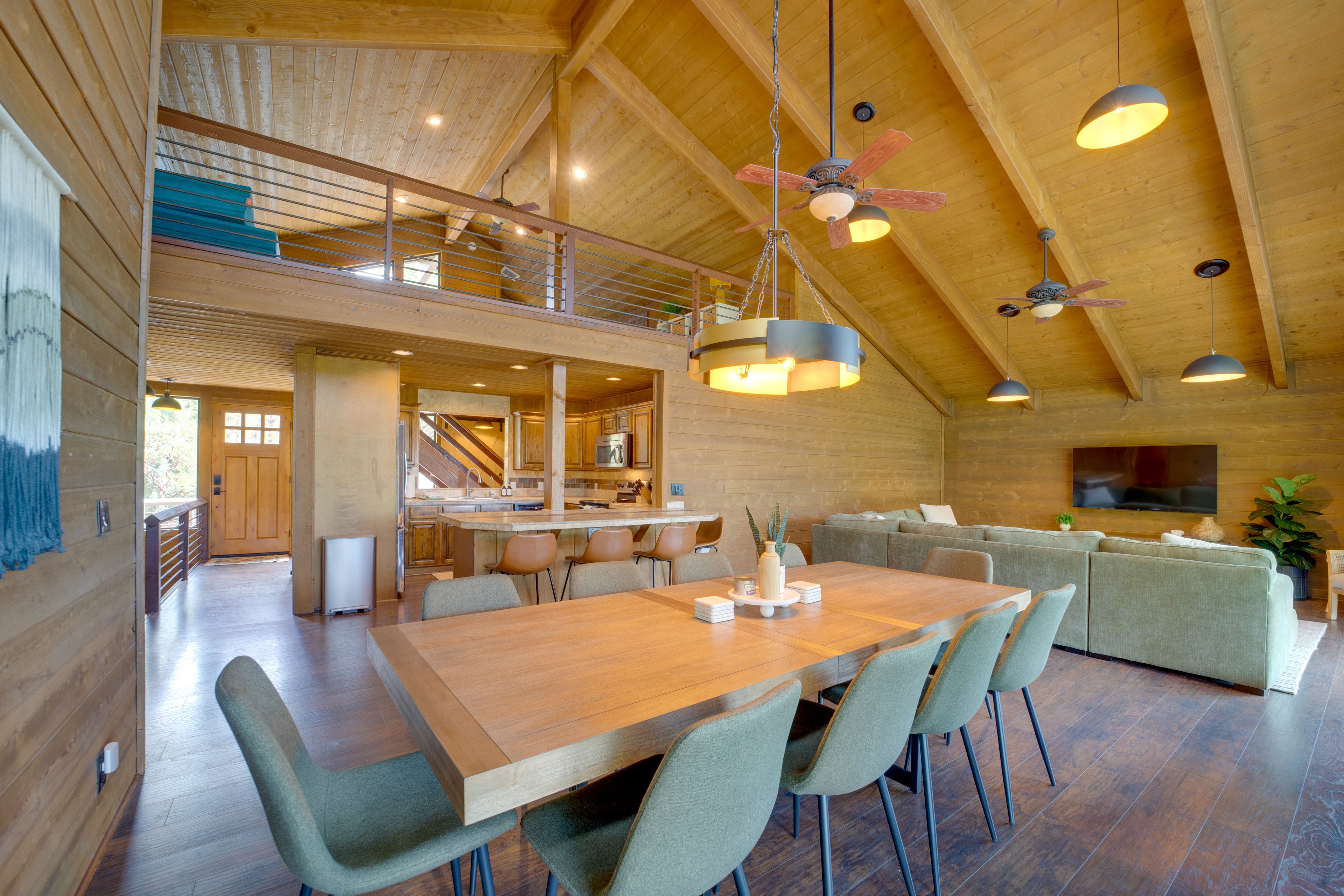 Dining Area | Dishes & Flatware Provided | Main Floor