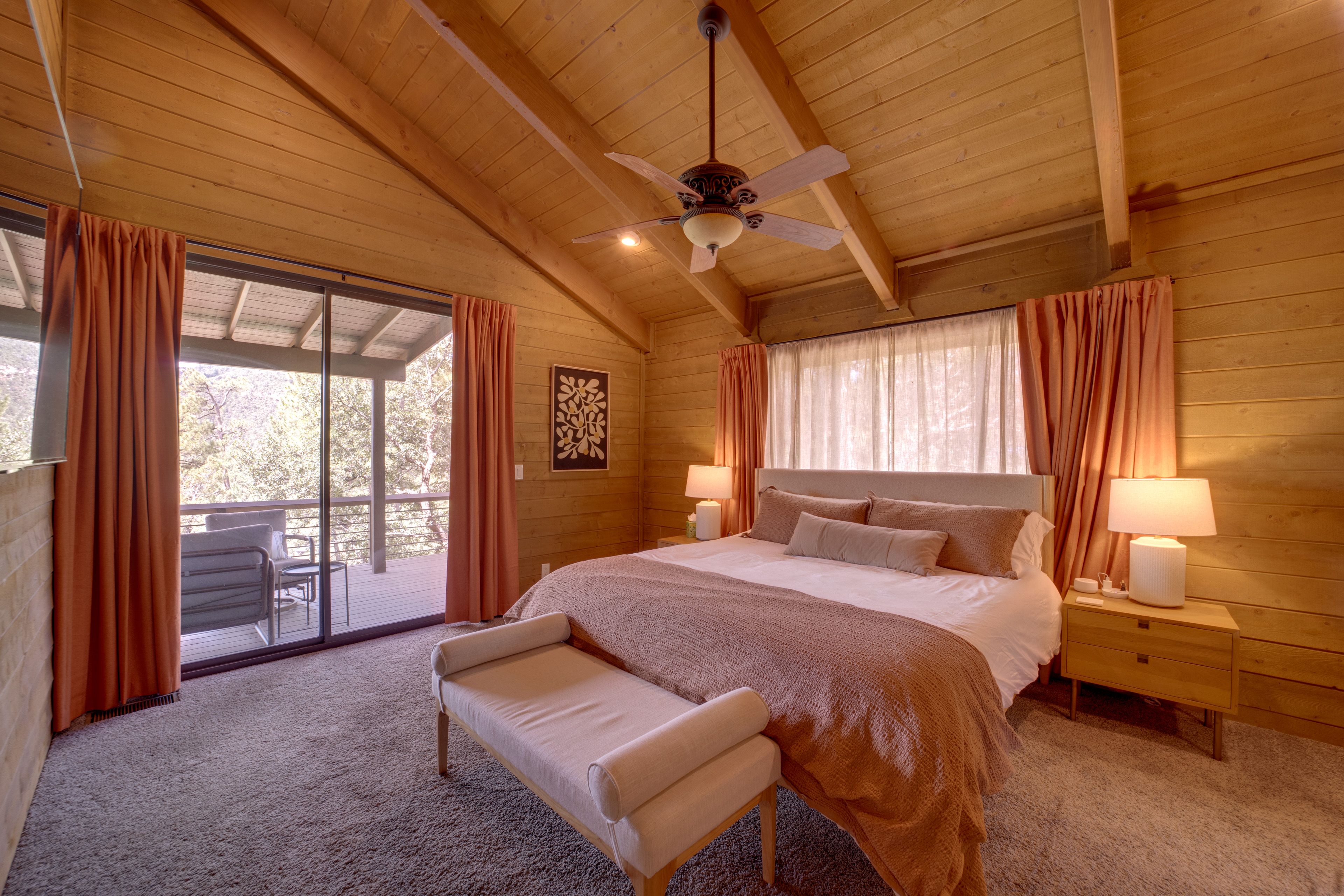 Bedroom 1 | King Bed | En-Suite Bathroom | Main Floor