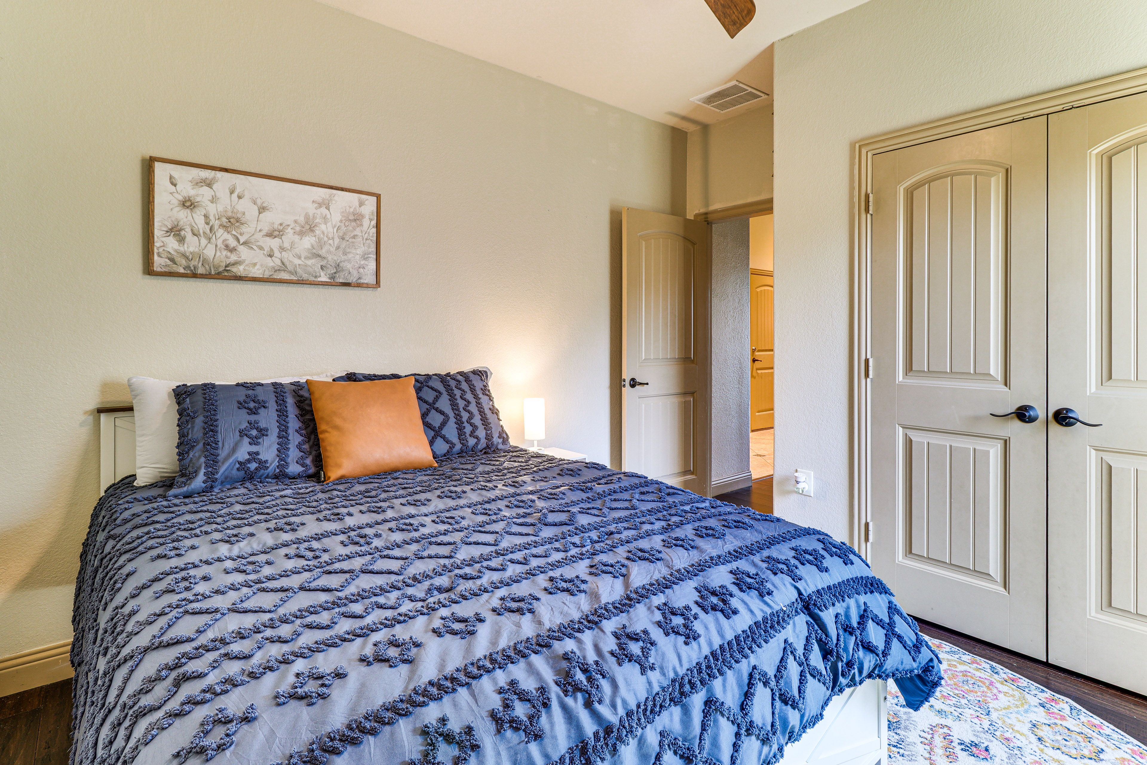 Bedroom 3 | Queen Bed