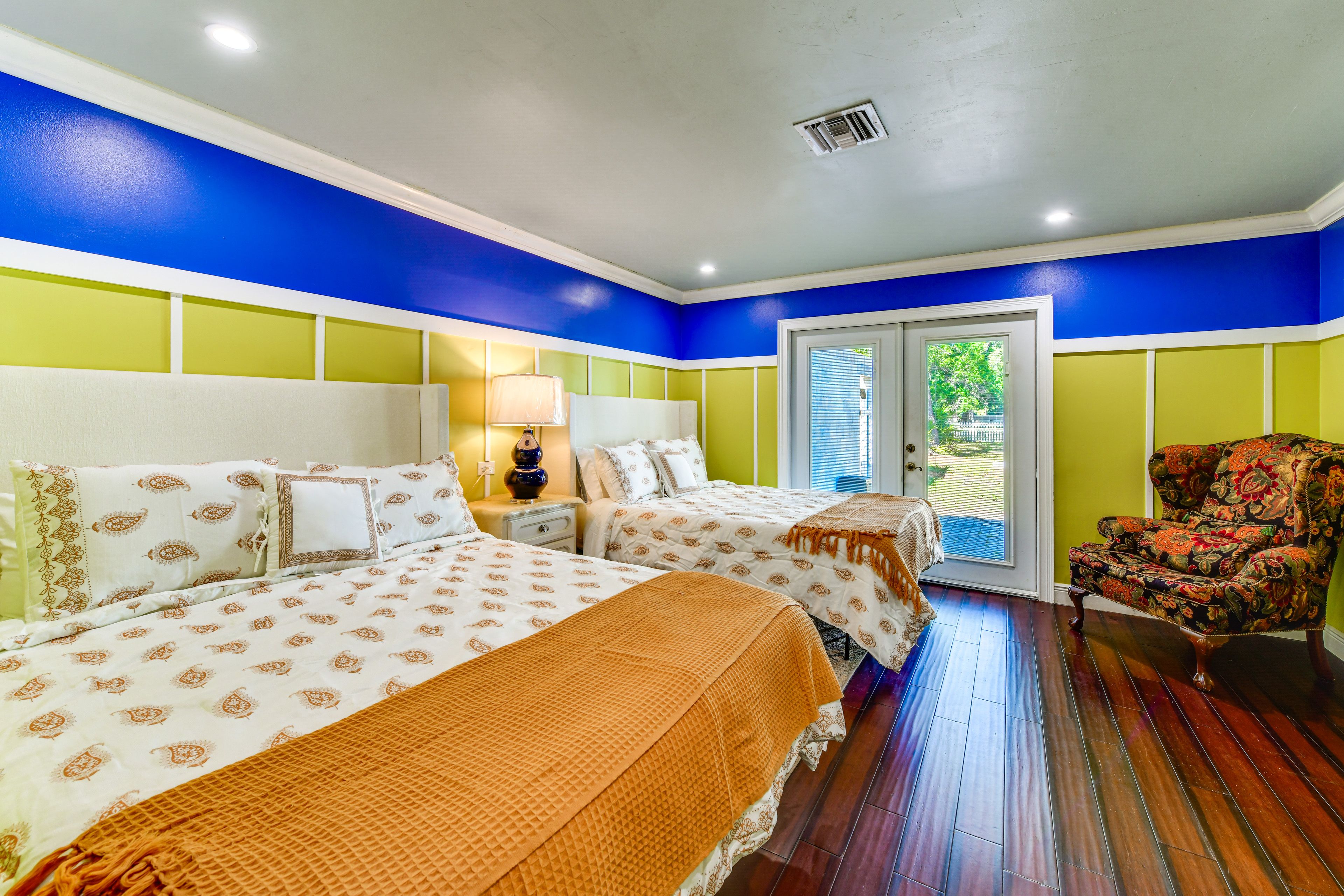 Bedroom 2 | 2 Queen Beds