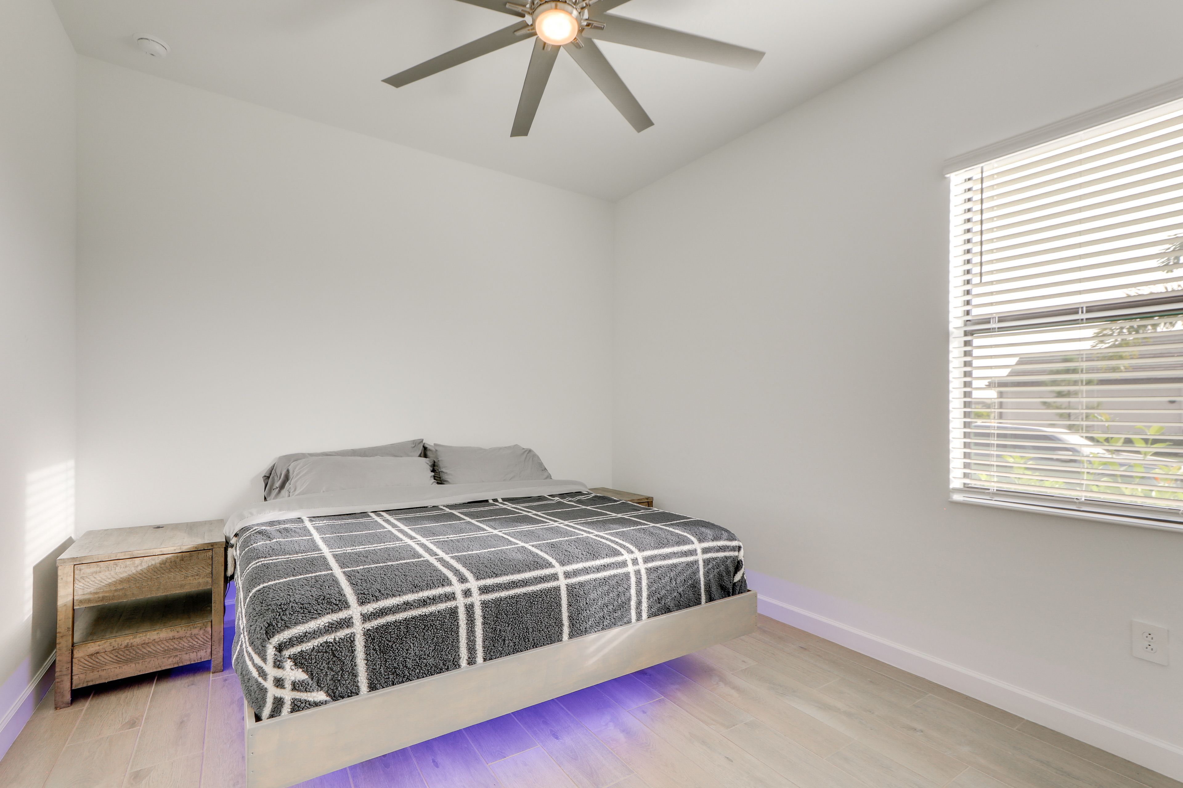 Bedroom 3 | King Bed