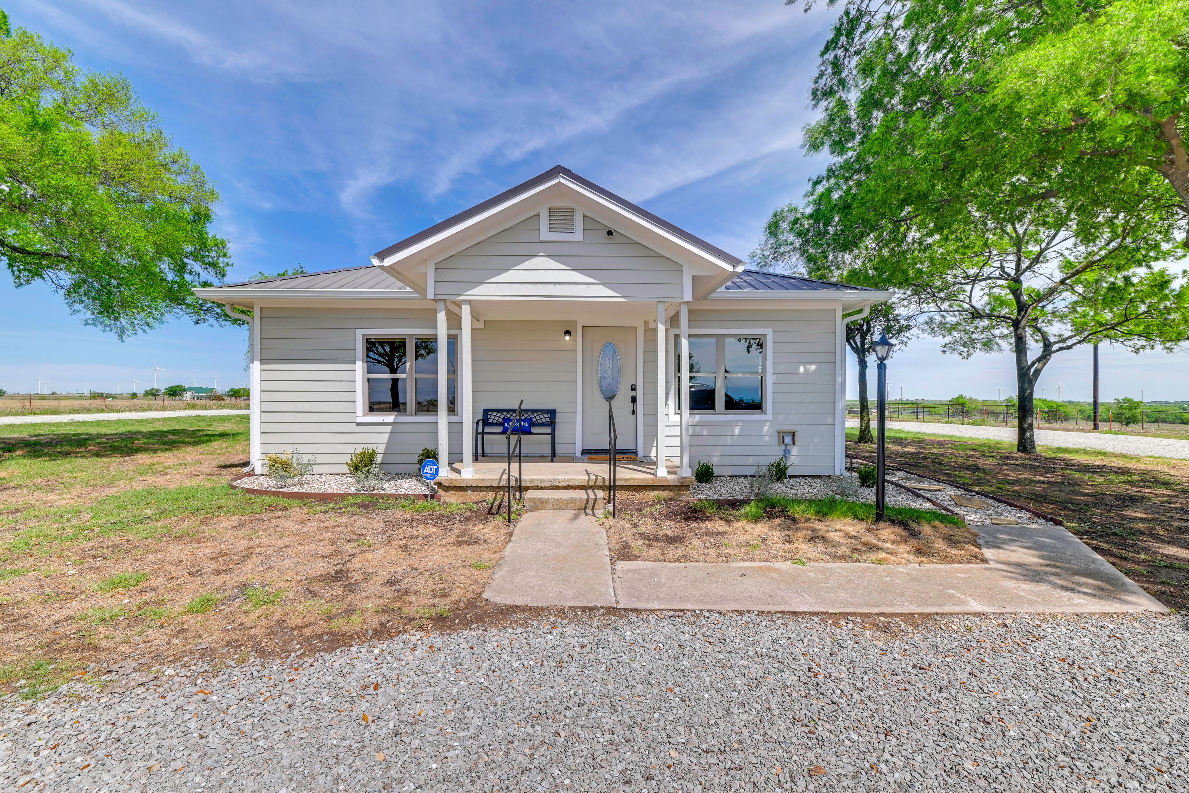 Muenster Vacation Rental | 3BR | 1BA | 1,400 Sq Ft