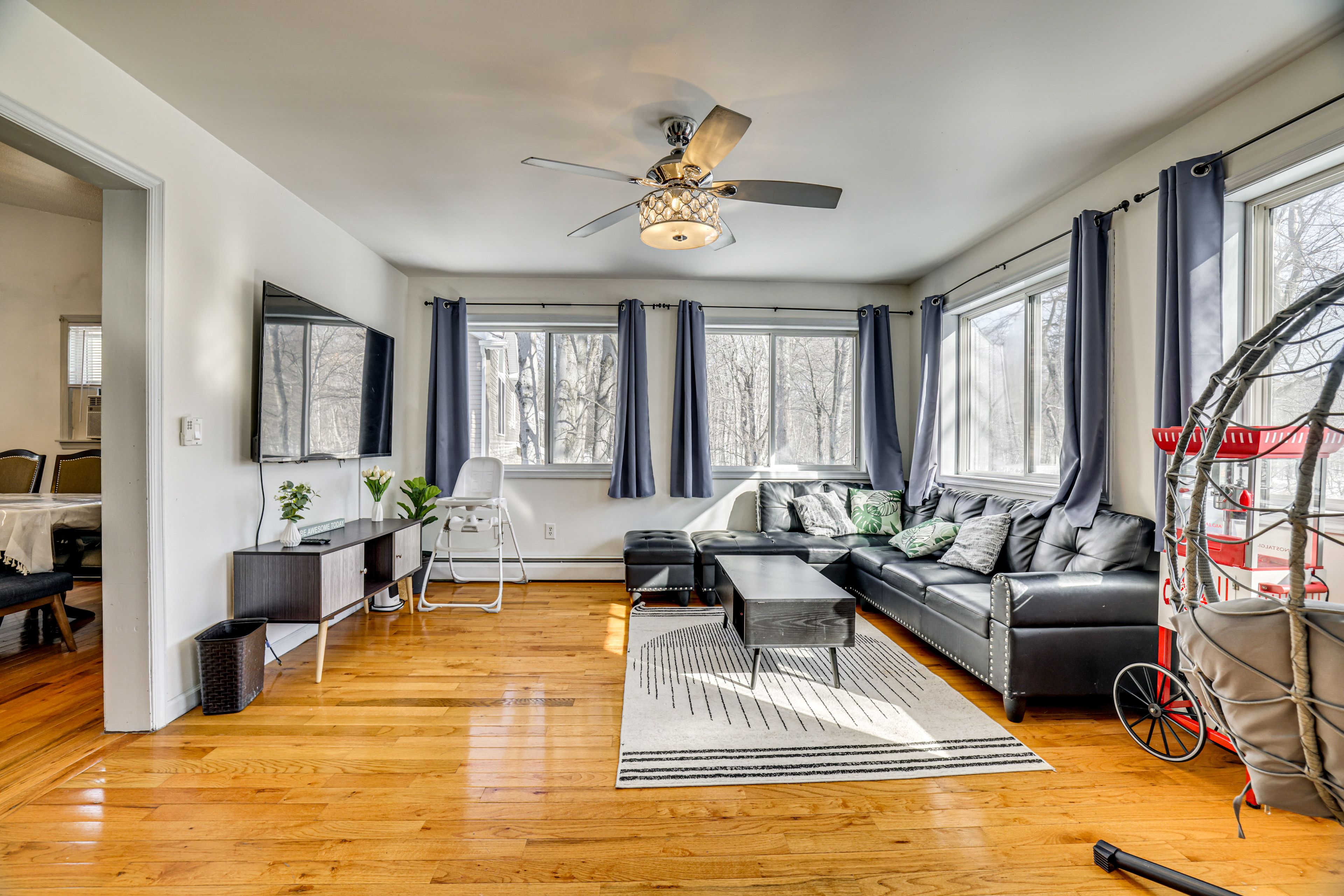 Family Room | Upper Level