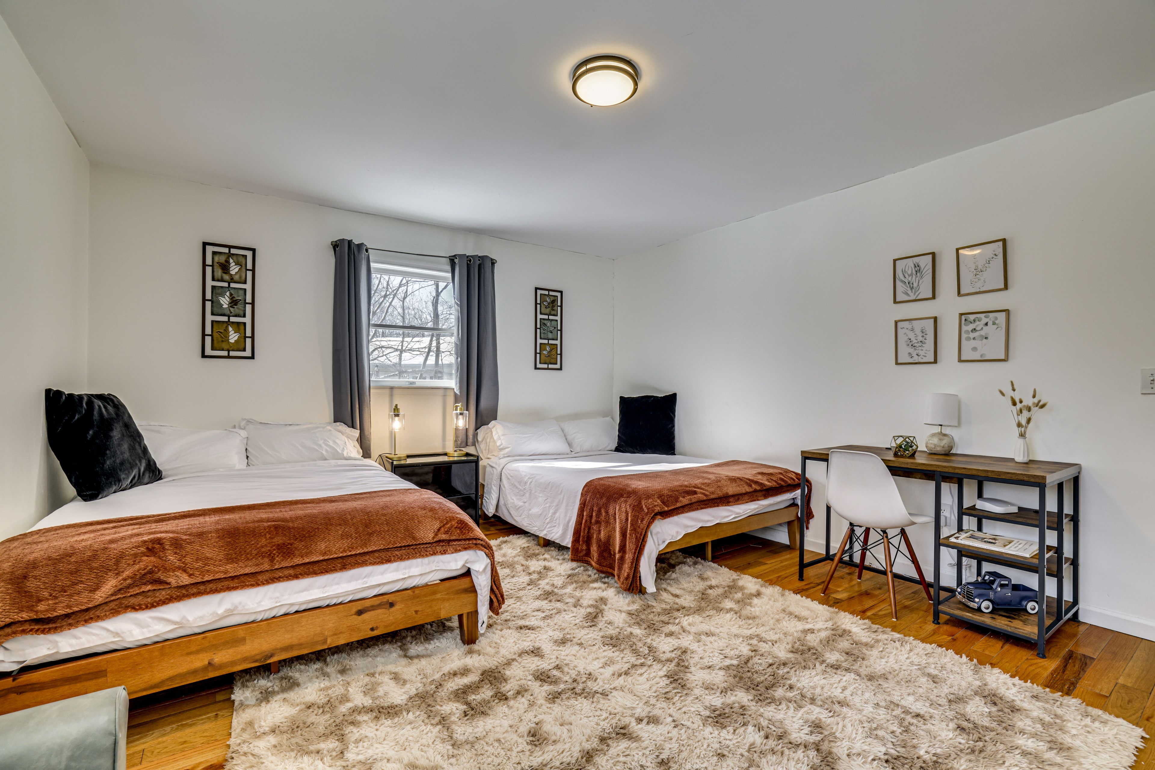 Bedroom 2 | Upper Level | 2 Queen Beds