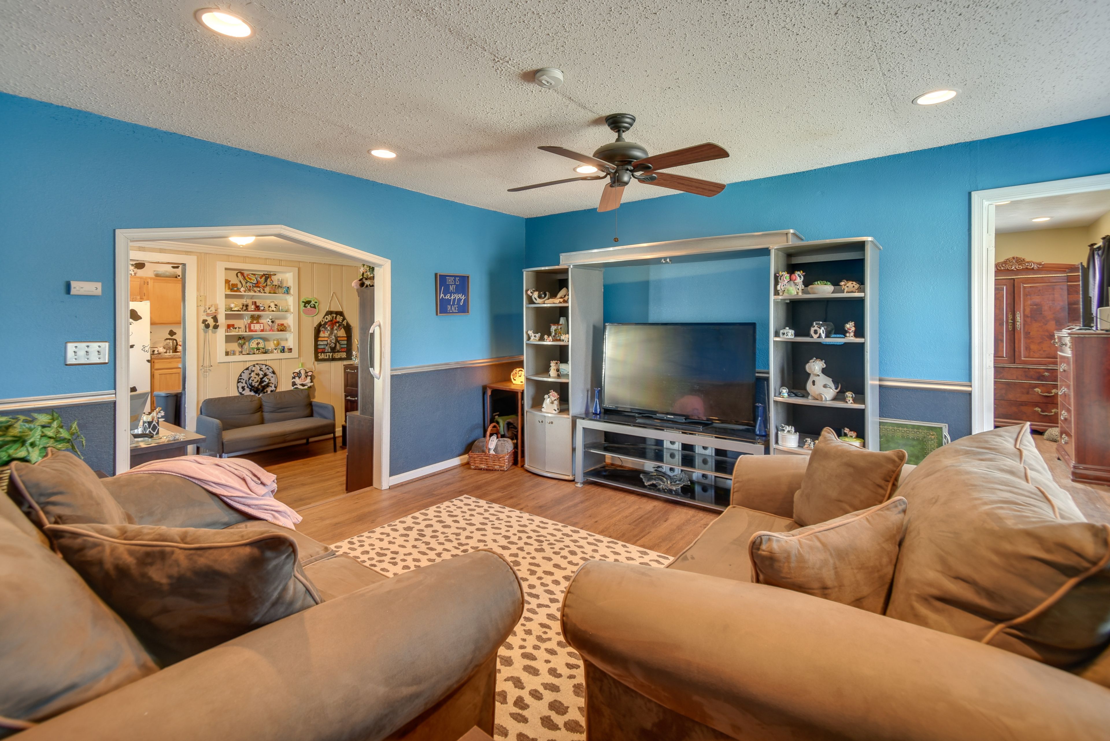 Living Room | Main Floor