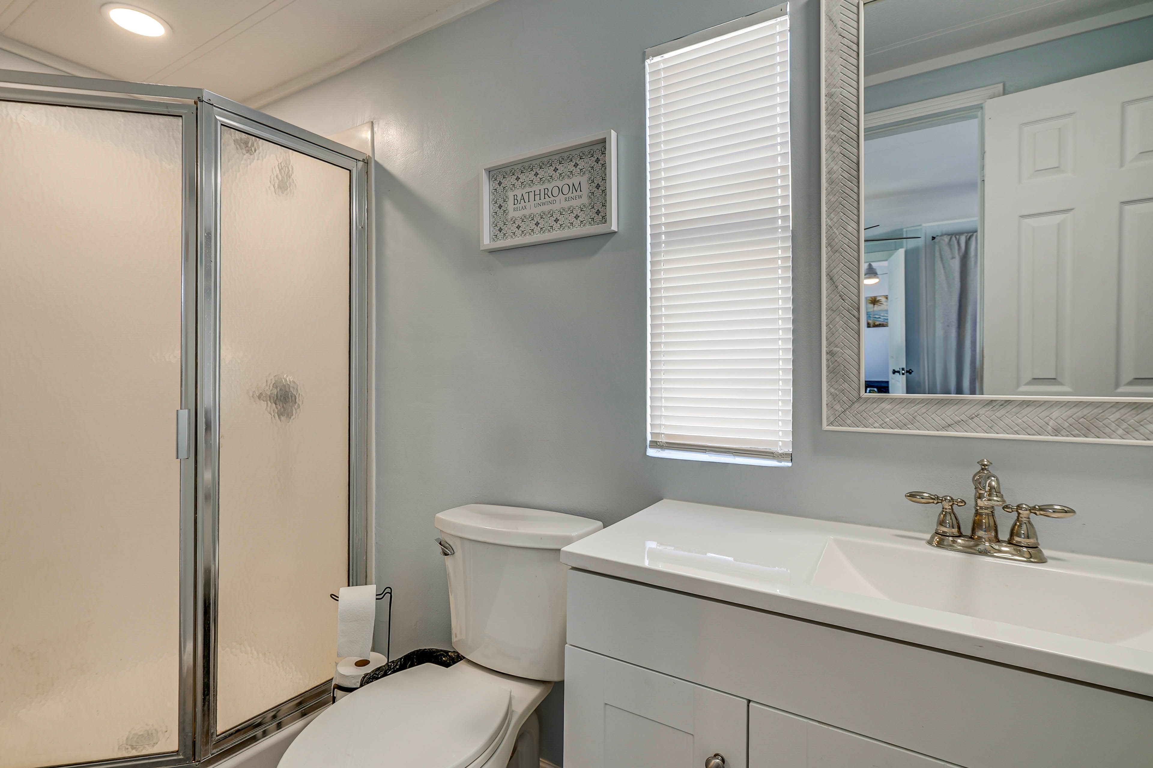 En-Suite Bathroom | Towels Provided