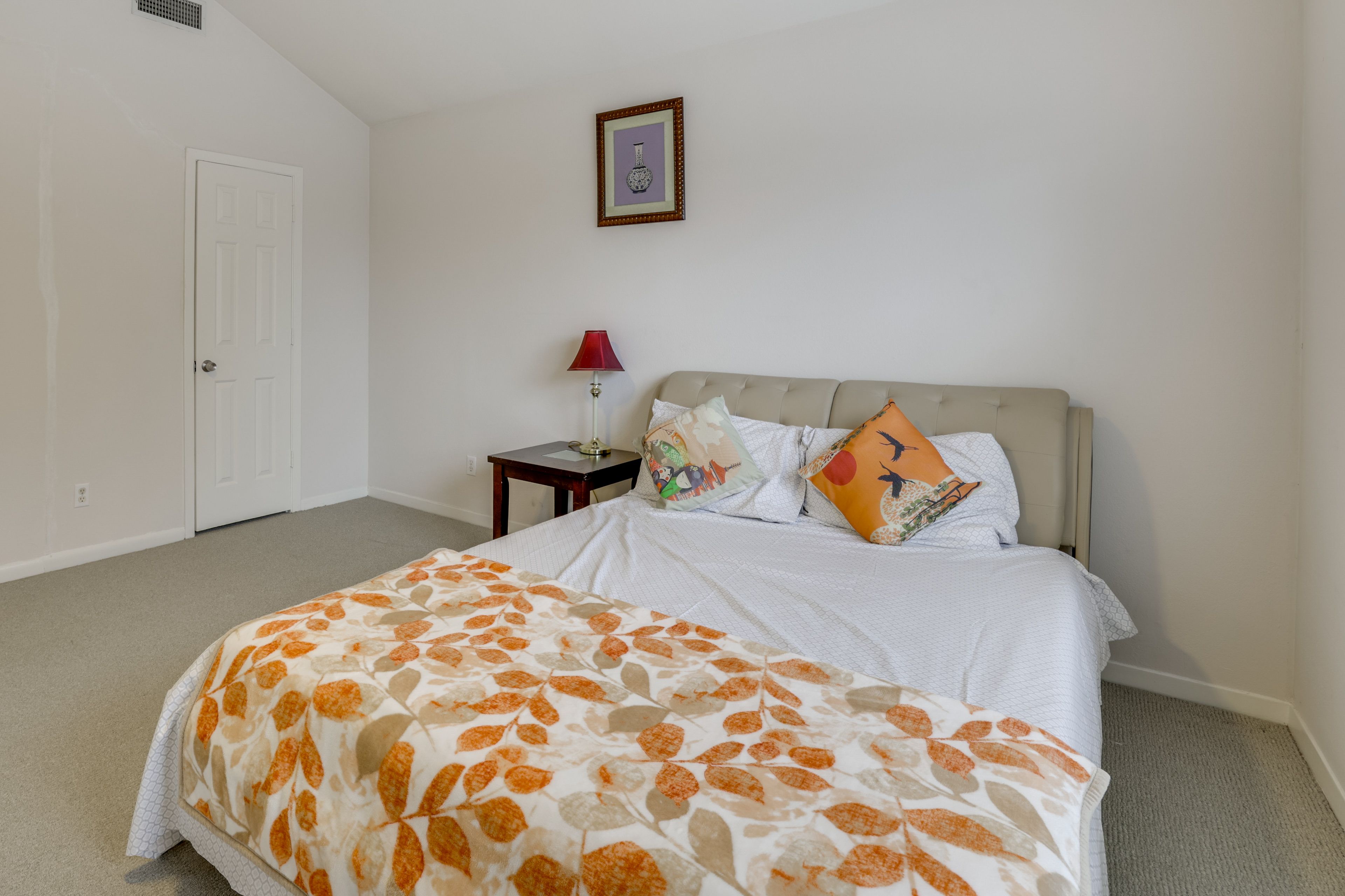 Bedroom 3 | Queen Bed | 2nd Floor