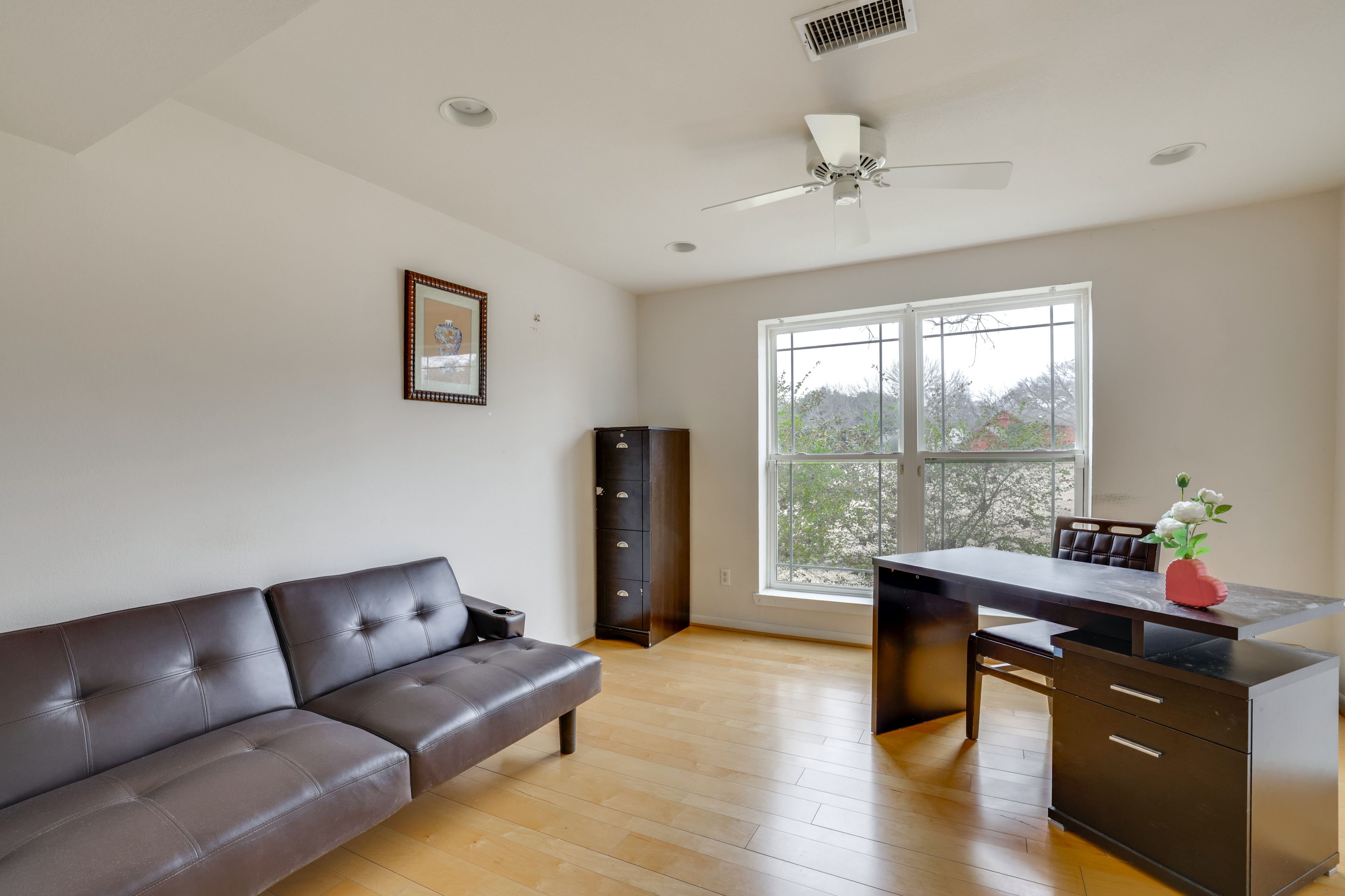 Office | Full Futon | 2nd Floor