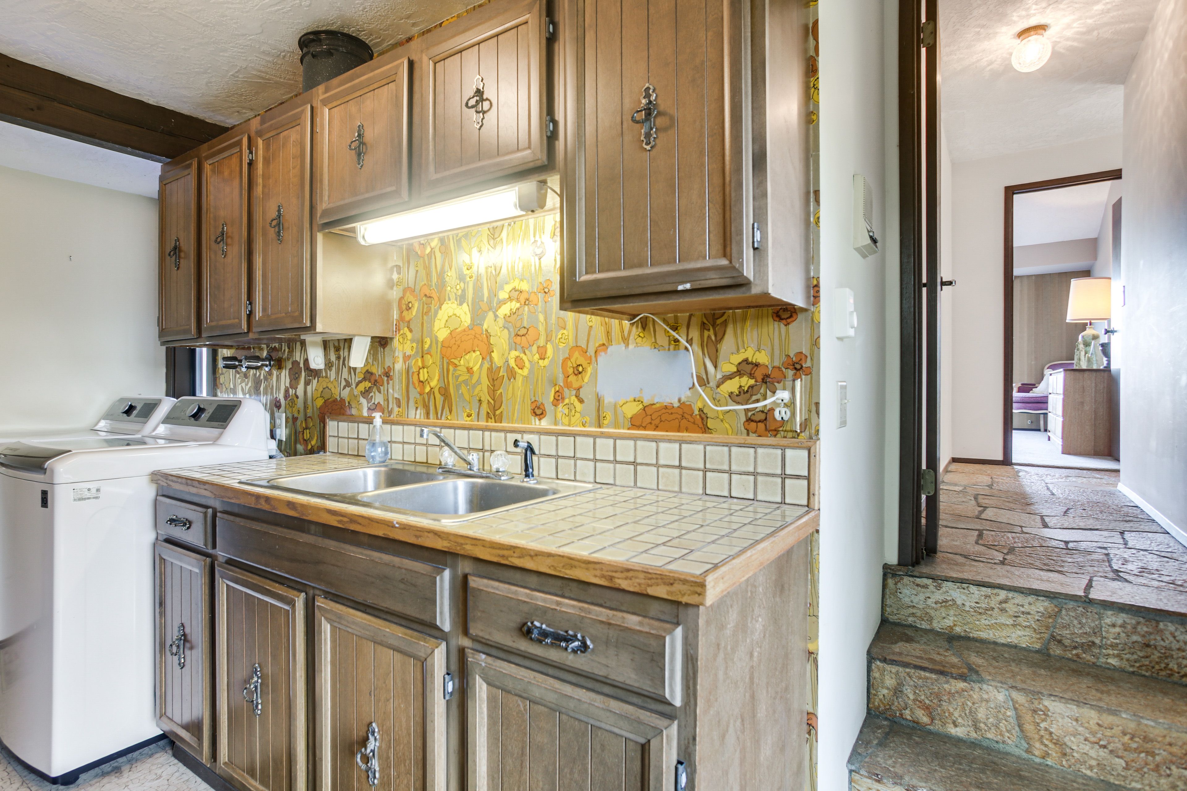 Laundry Room | Main Floor