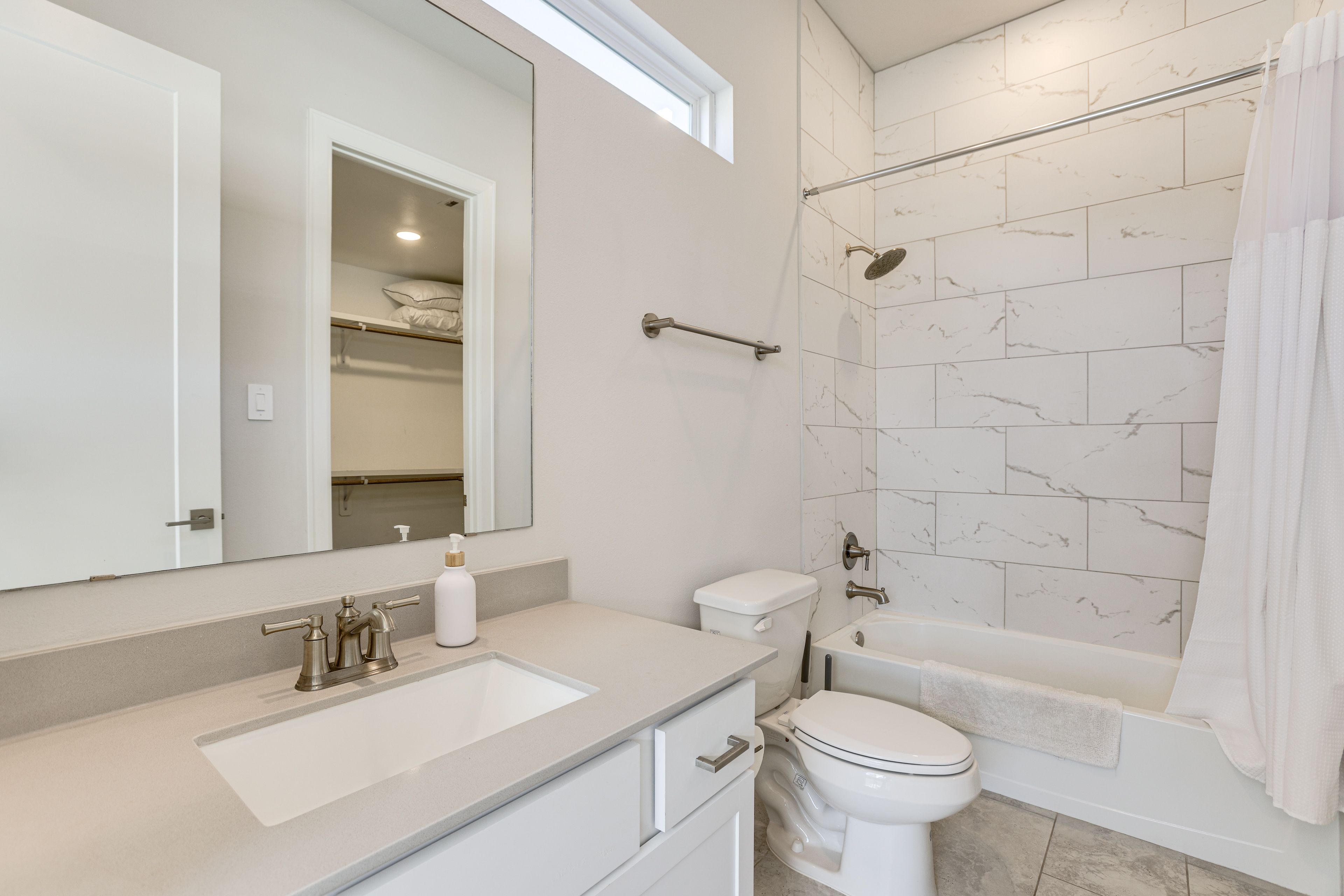 En-Suite Bathroom | Walk-In Closet | 1st Floor