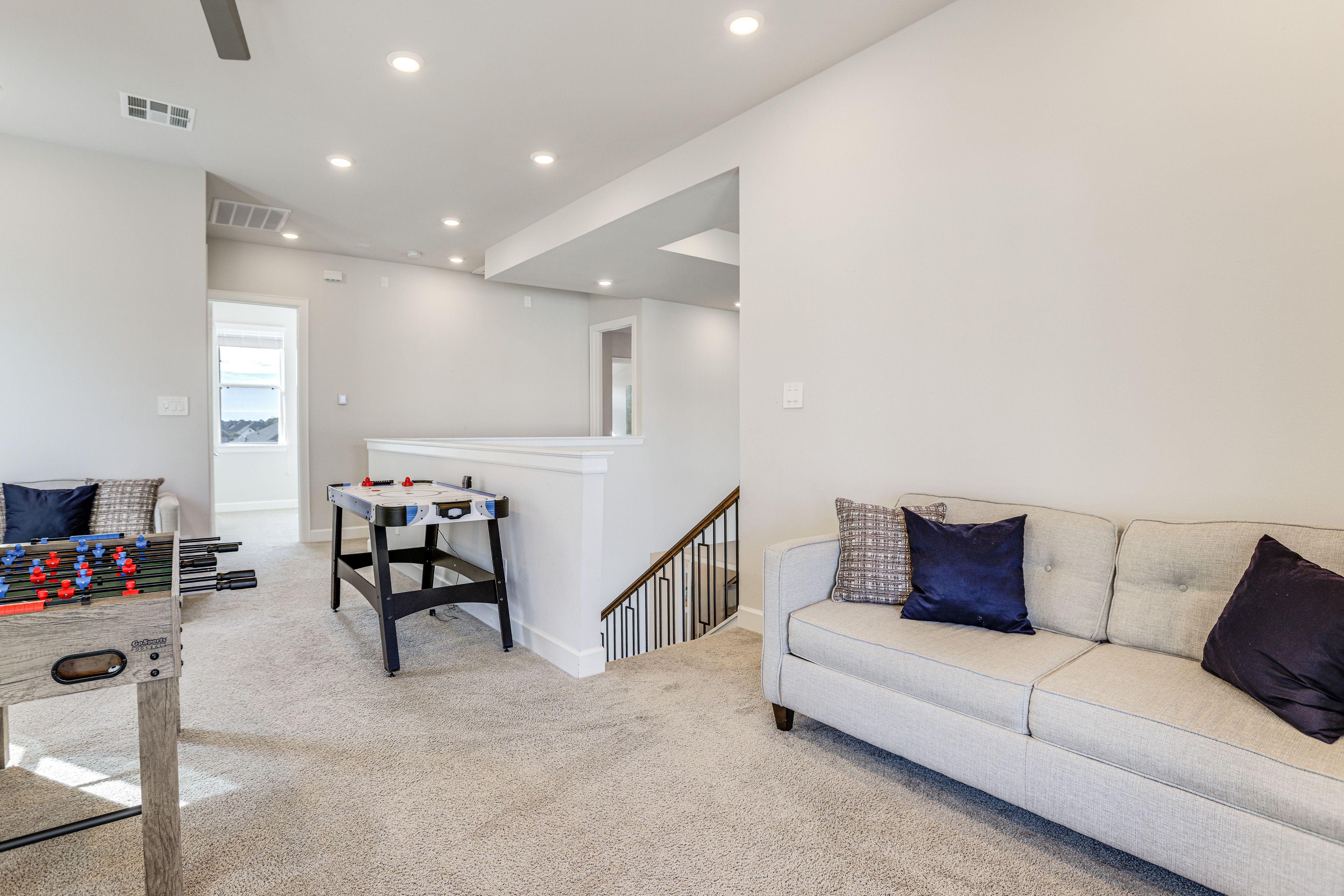 Game Room | Twin Sleeper Sofa | Queen Sleeper Sofa | 2nd Floor