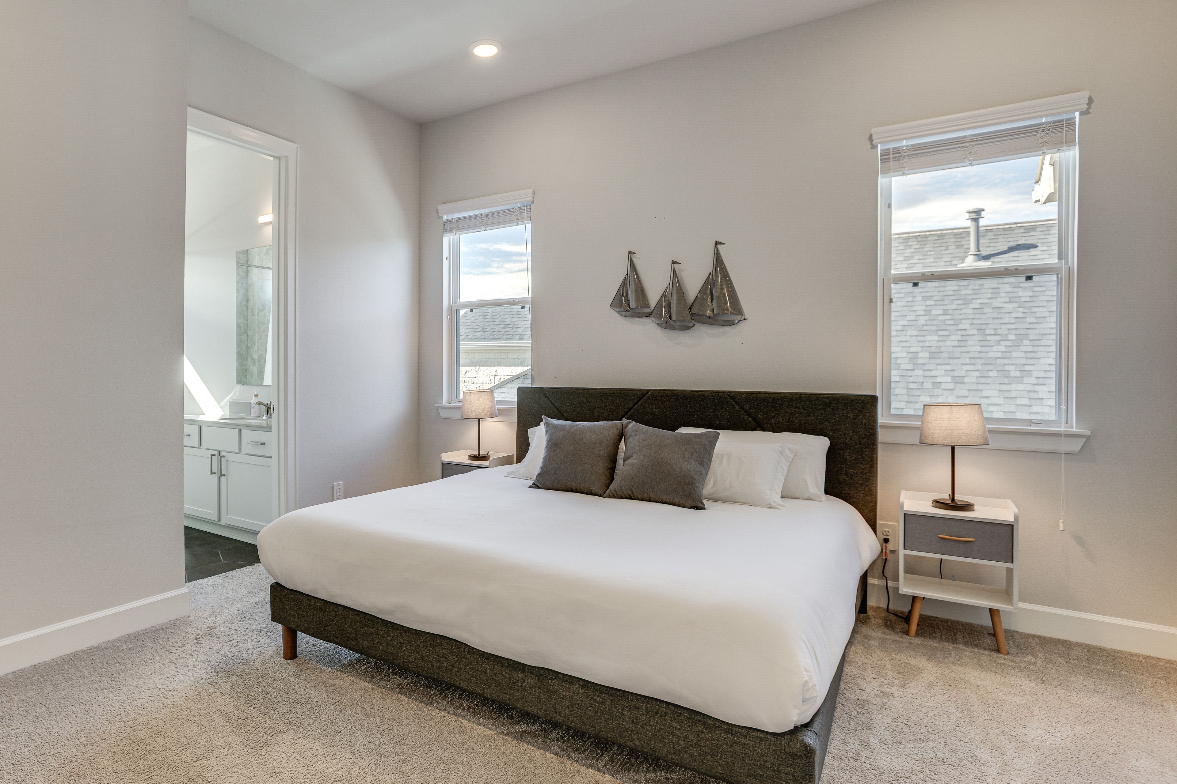 Bedroom 2 | King Bed | 2nd Floor