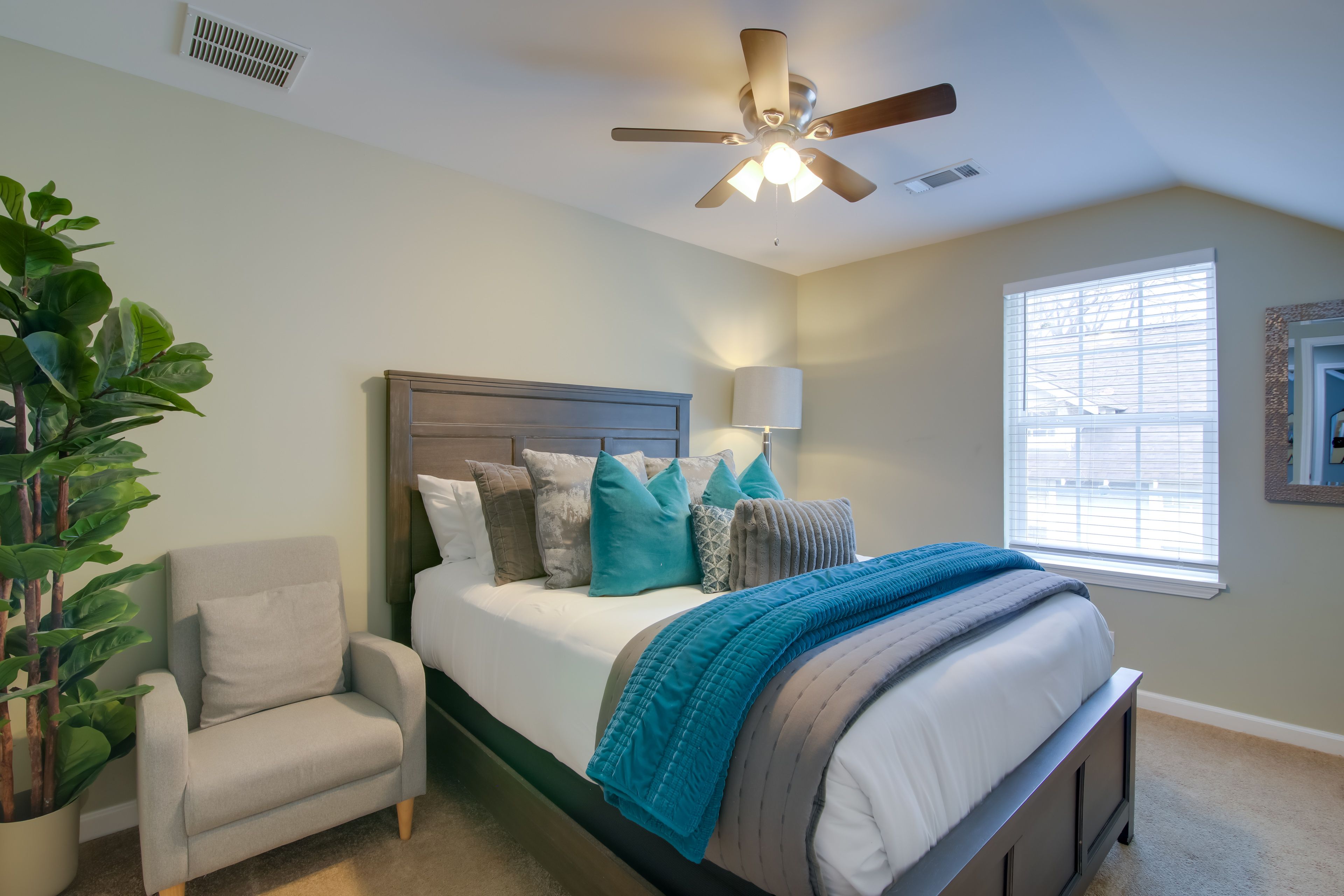 Bedroom 3 | Queen Bed | 2nd Floor