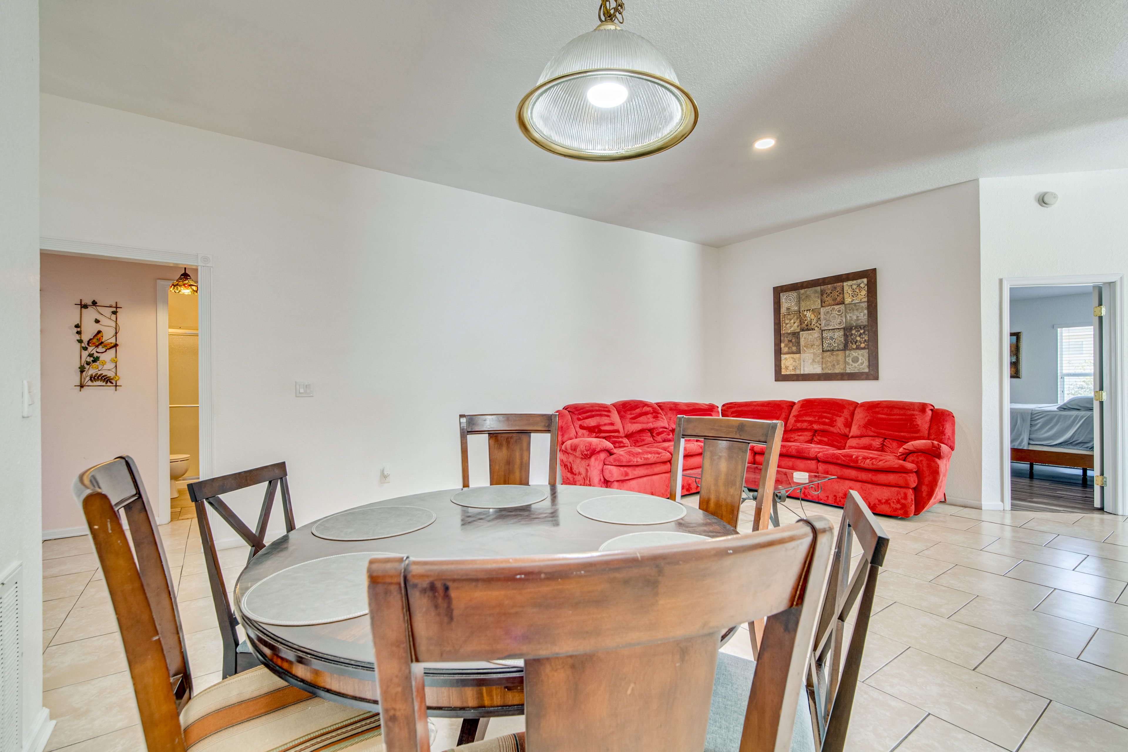 Dining Area | Dining Table