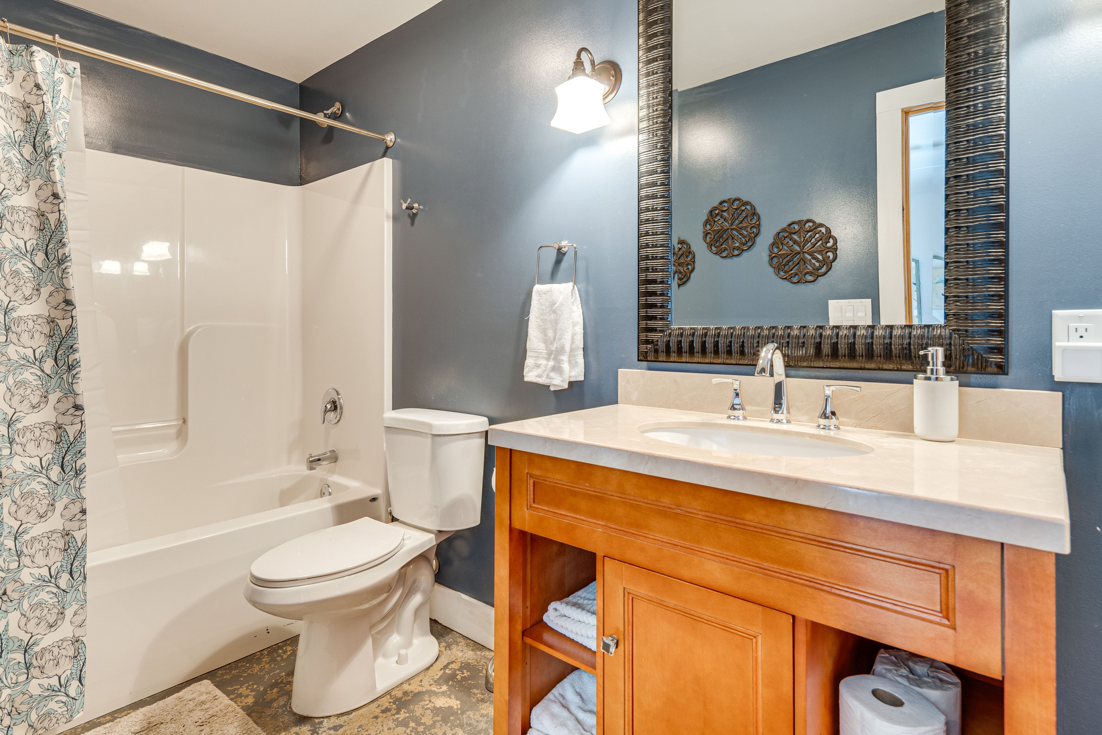 Bathroom | Lower Level