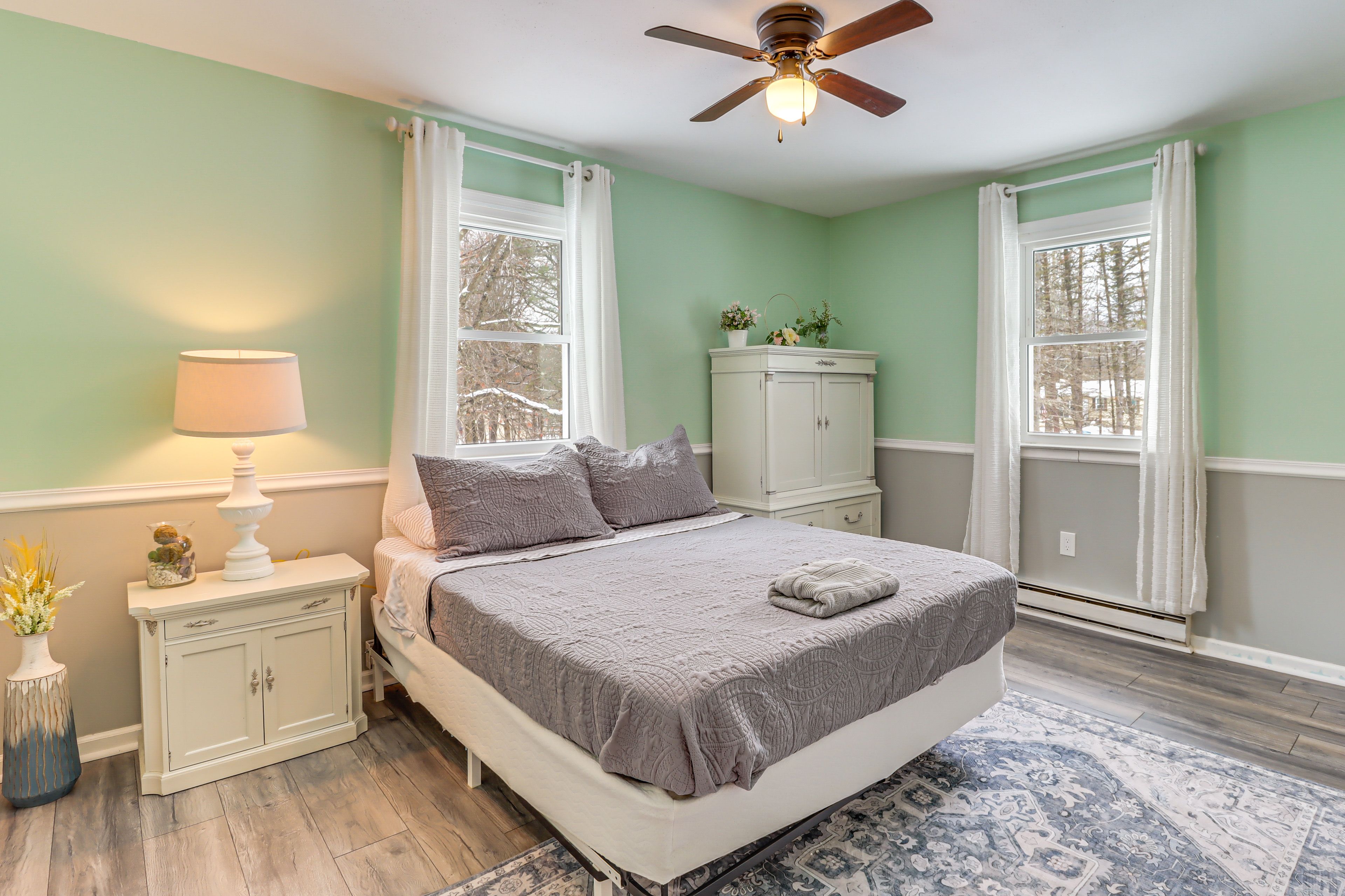 Bedroom 1 | Queen Bed | 2nd Floor