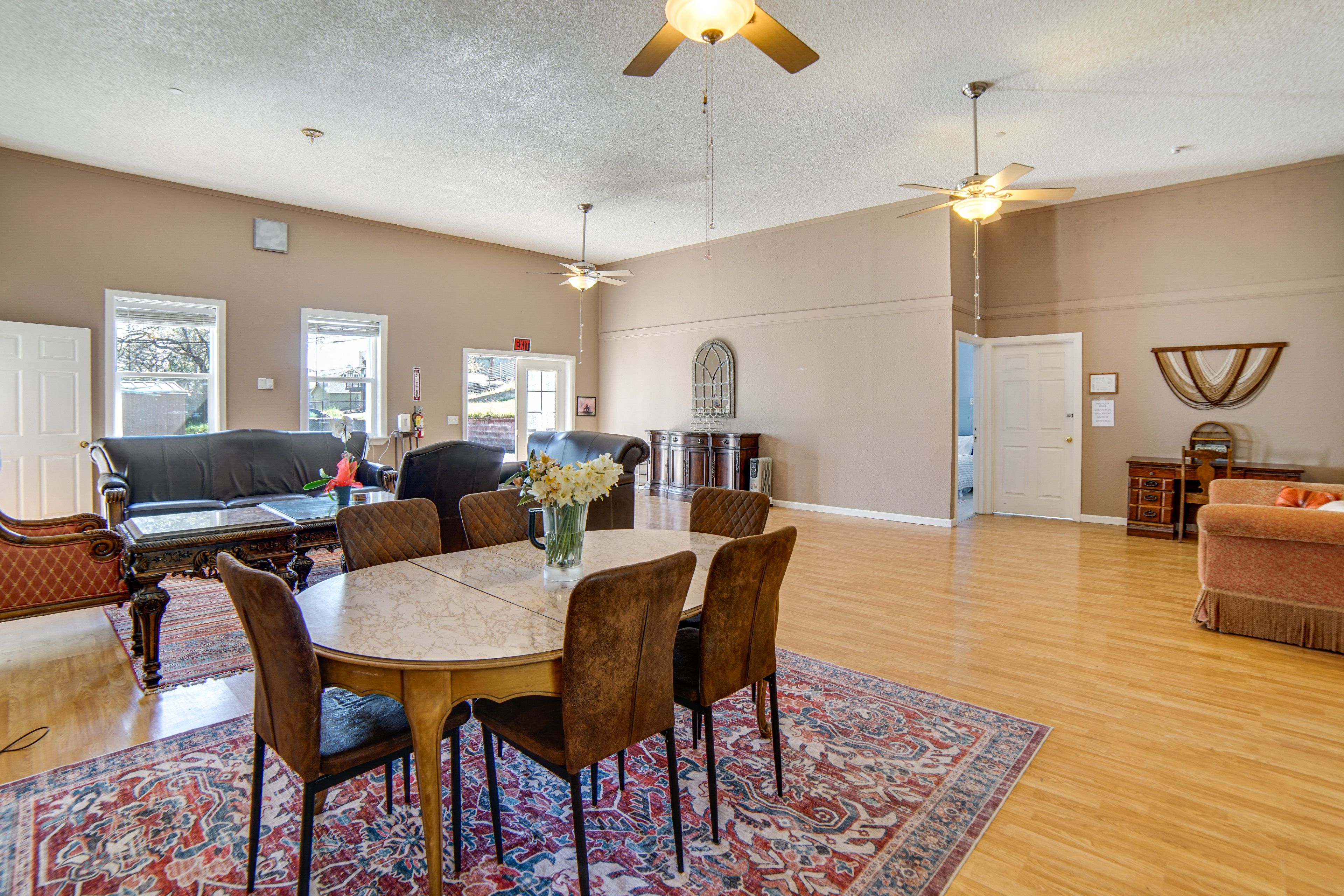 Living Room | Sleeper Sofa | Main Level