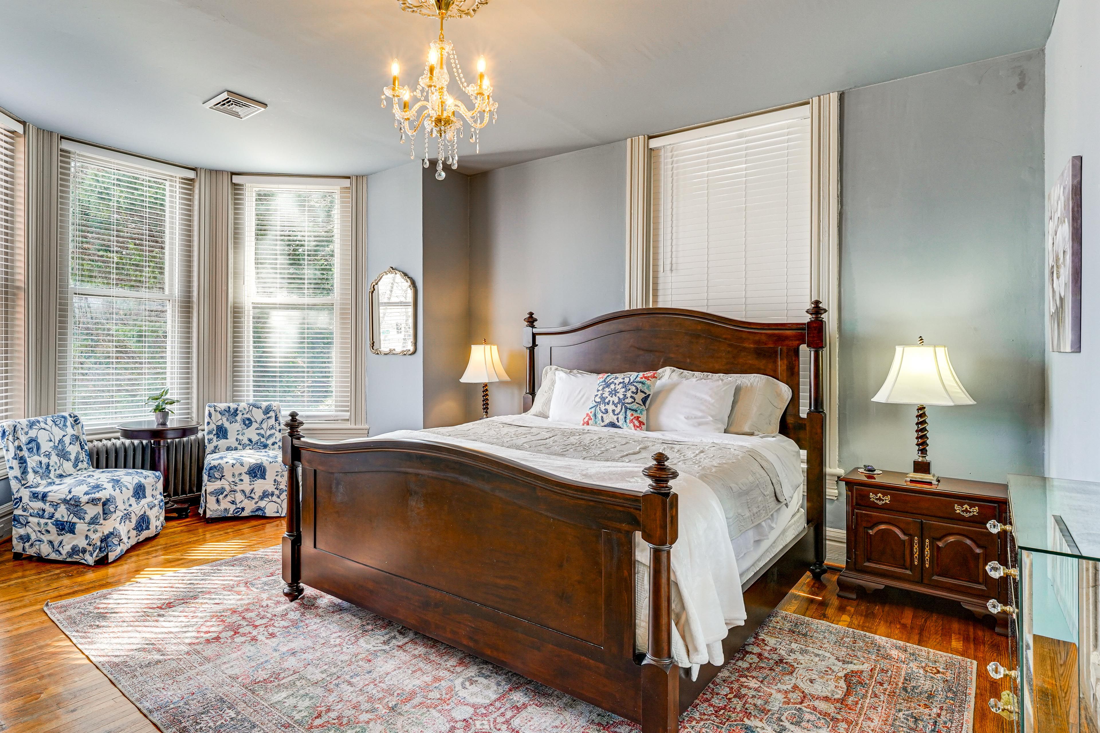 Bedroom 4 | King Bed | 2nd Floor