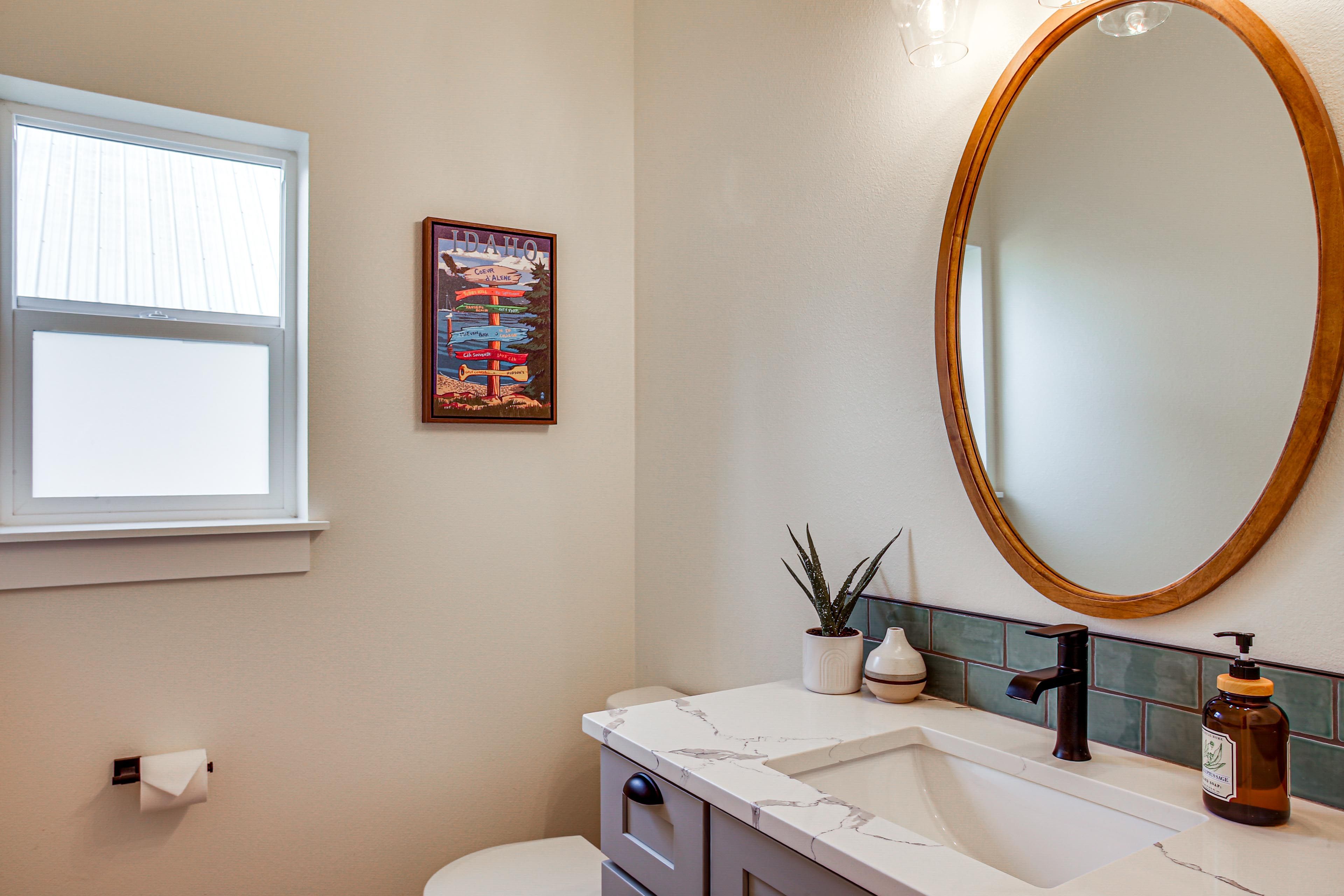 Half Bathroom | 1st Floor