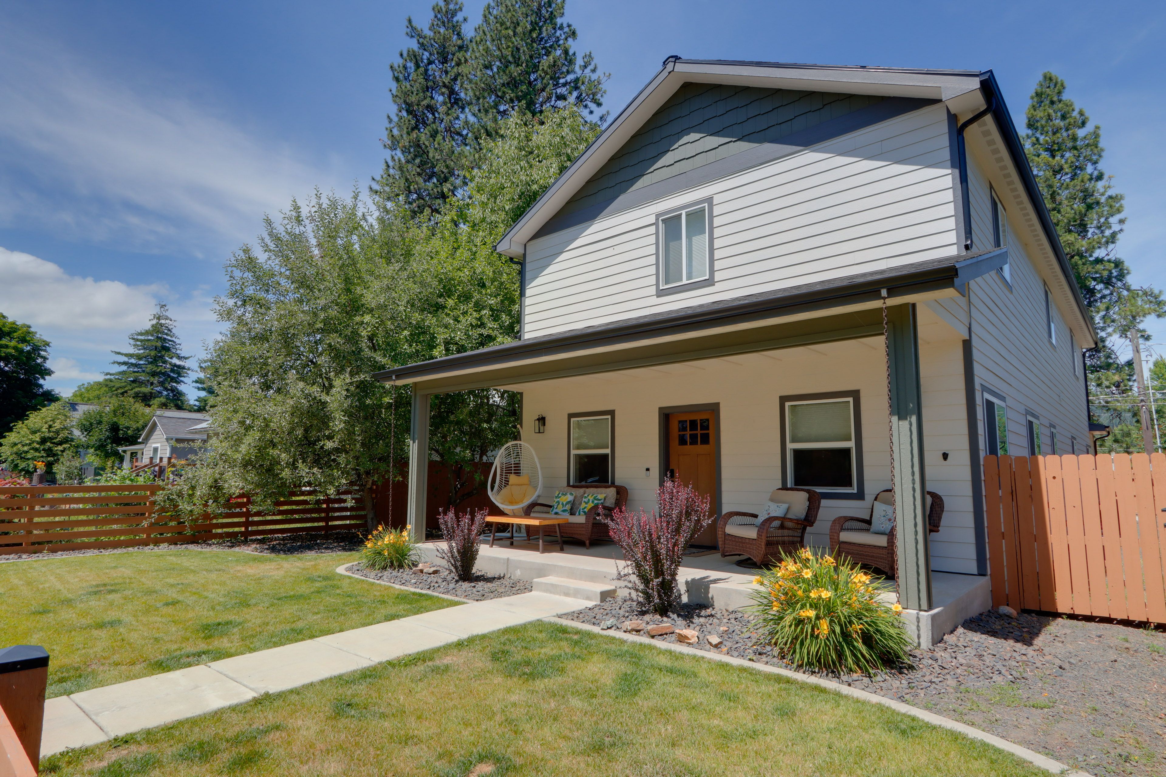 Property Exterior | Covered Patio & Porch