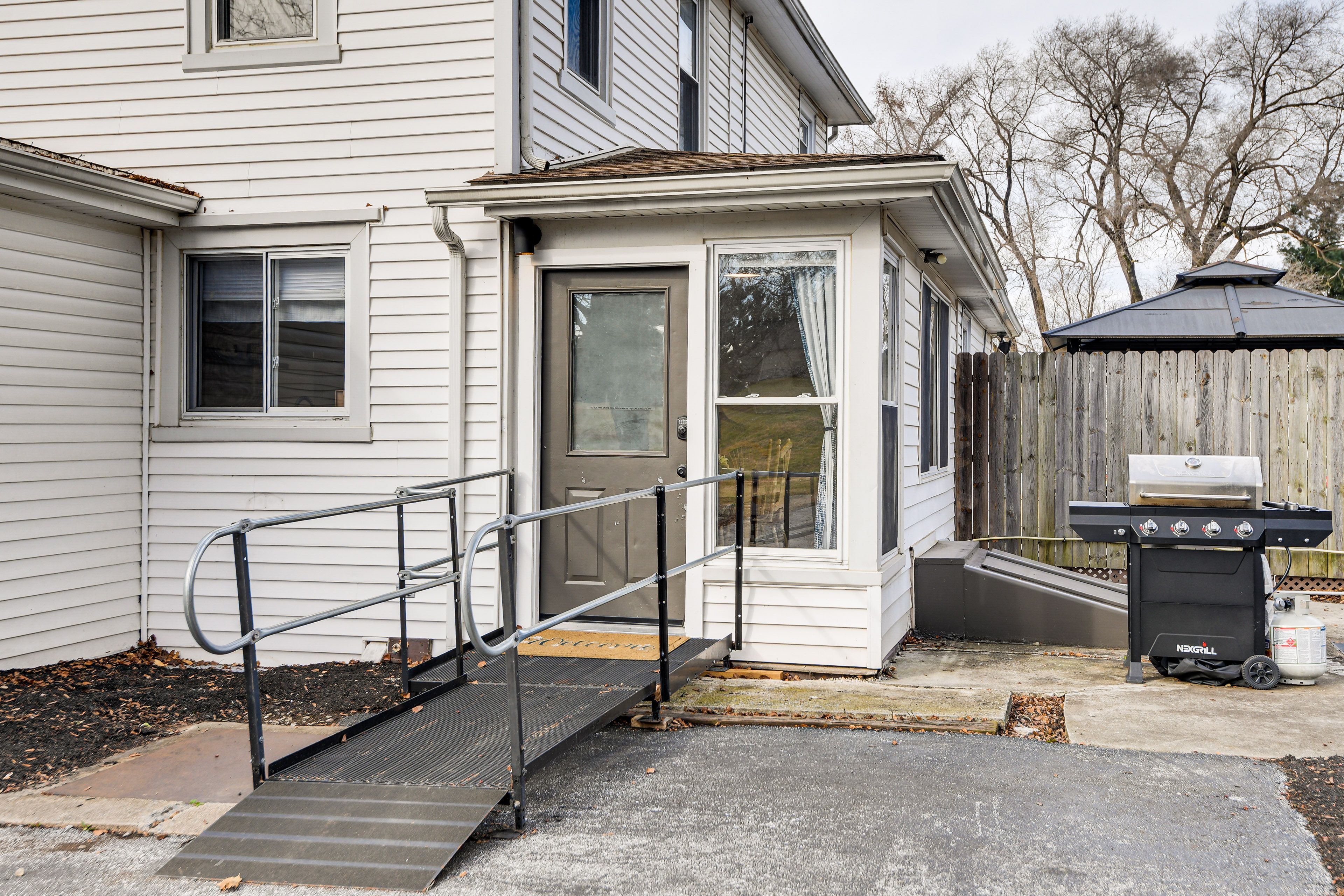 Main Entrance | Gas Grill